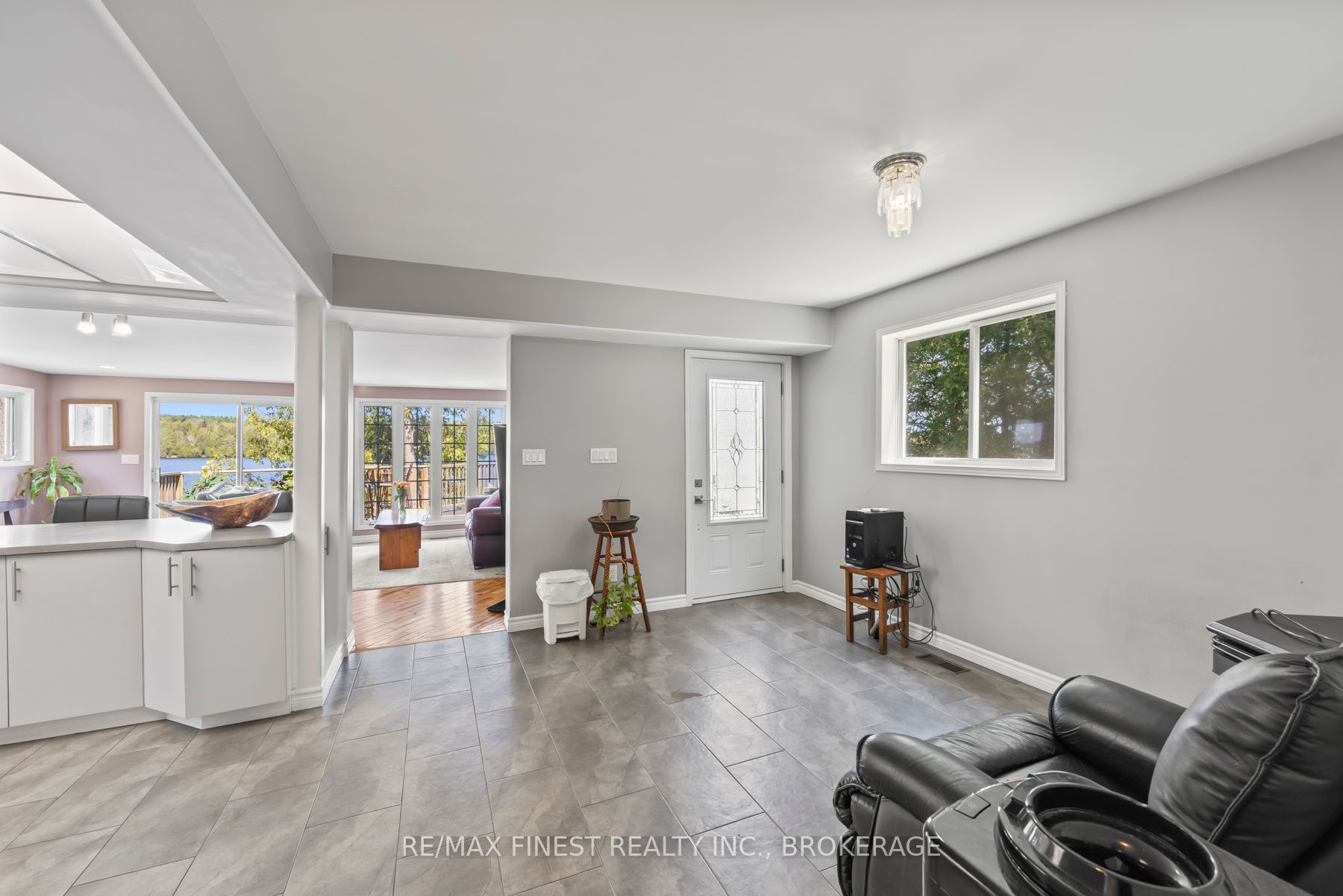 1048 Lark Lane Property Photo 31