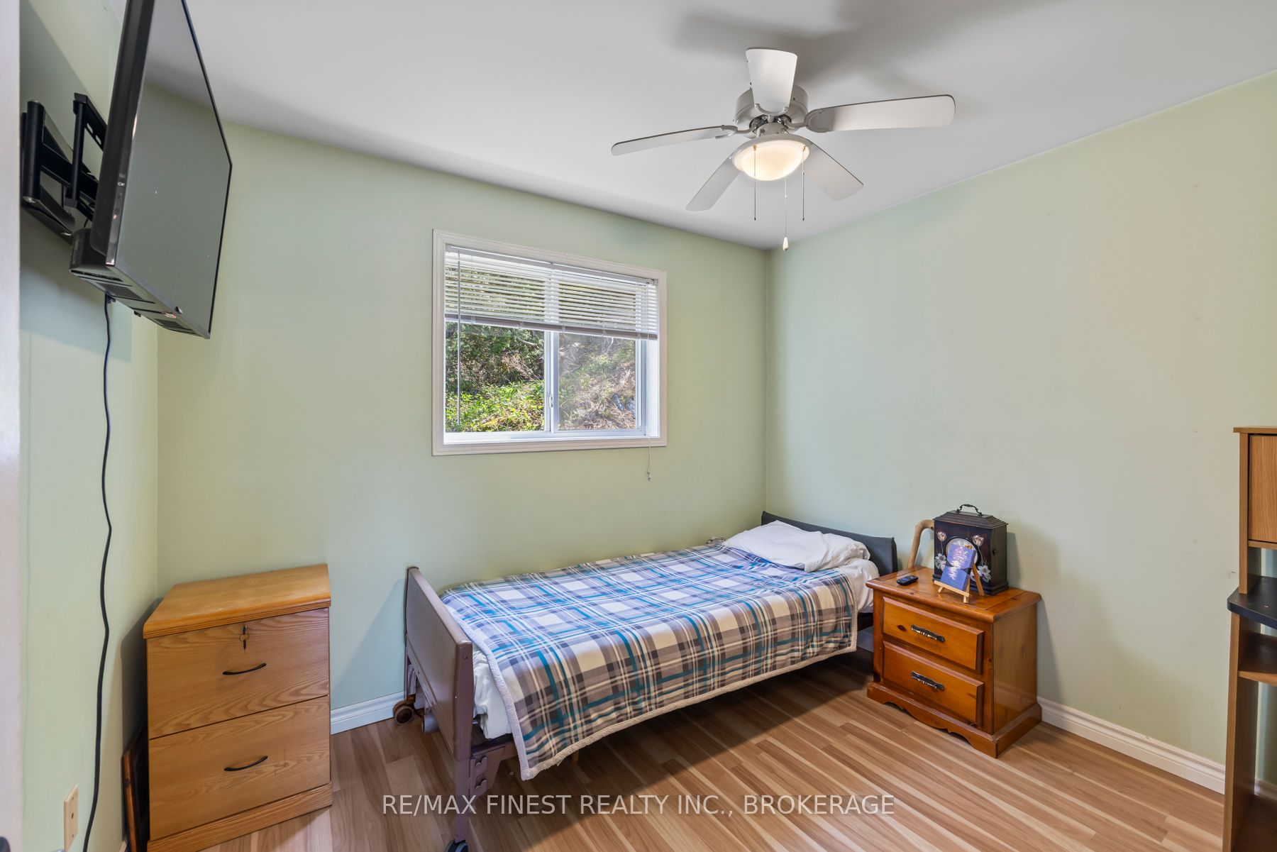 1048 Lark Lane Property Photo 32