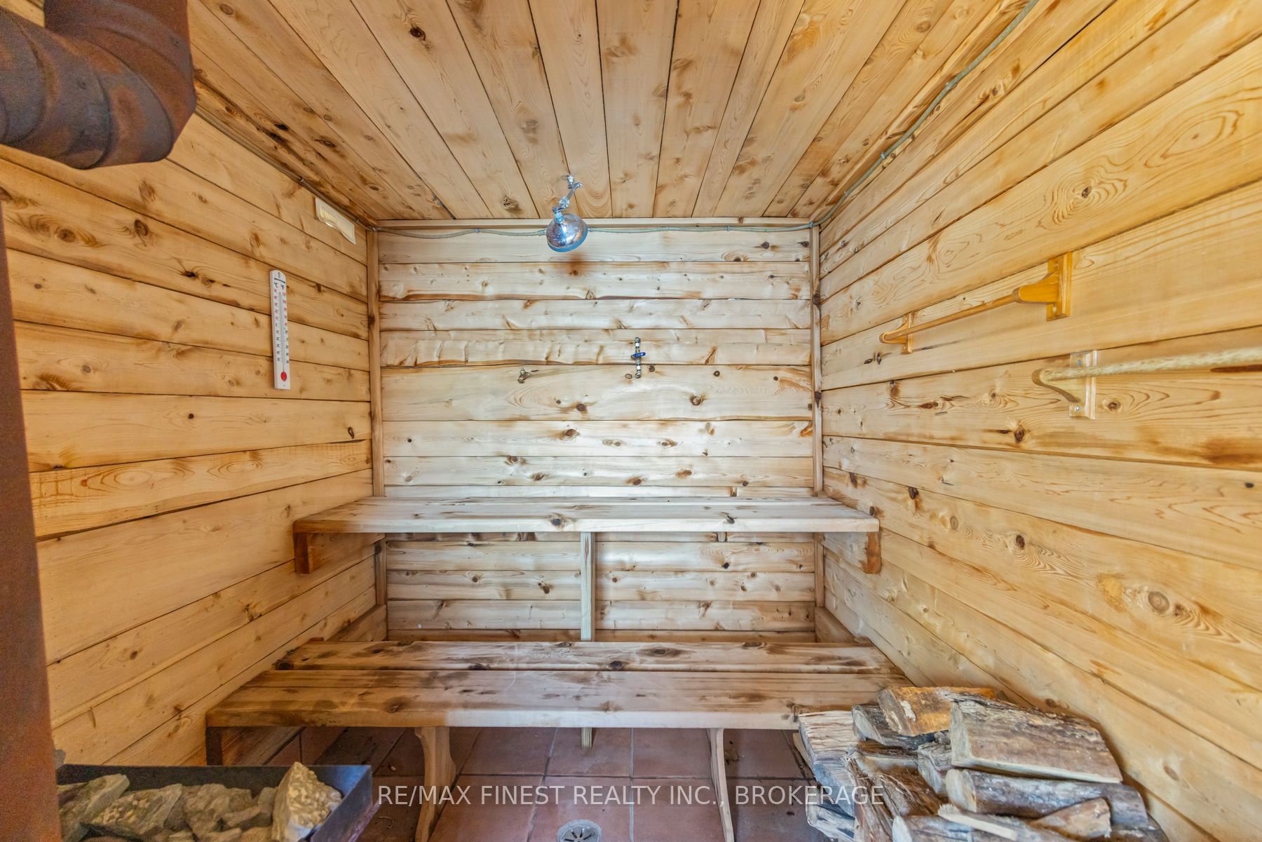 1048 Lark Lane Property Photo 42