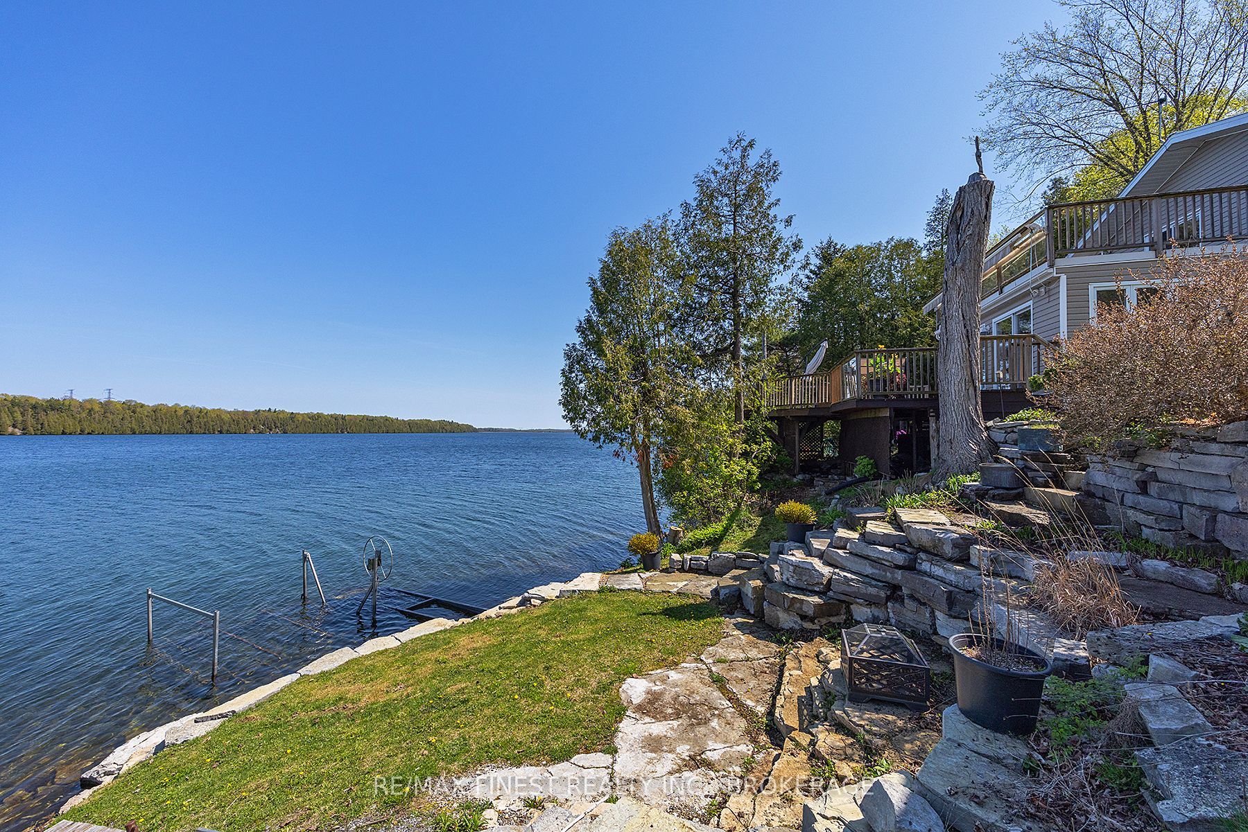 1048 Lark Lane Property Photo 47