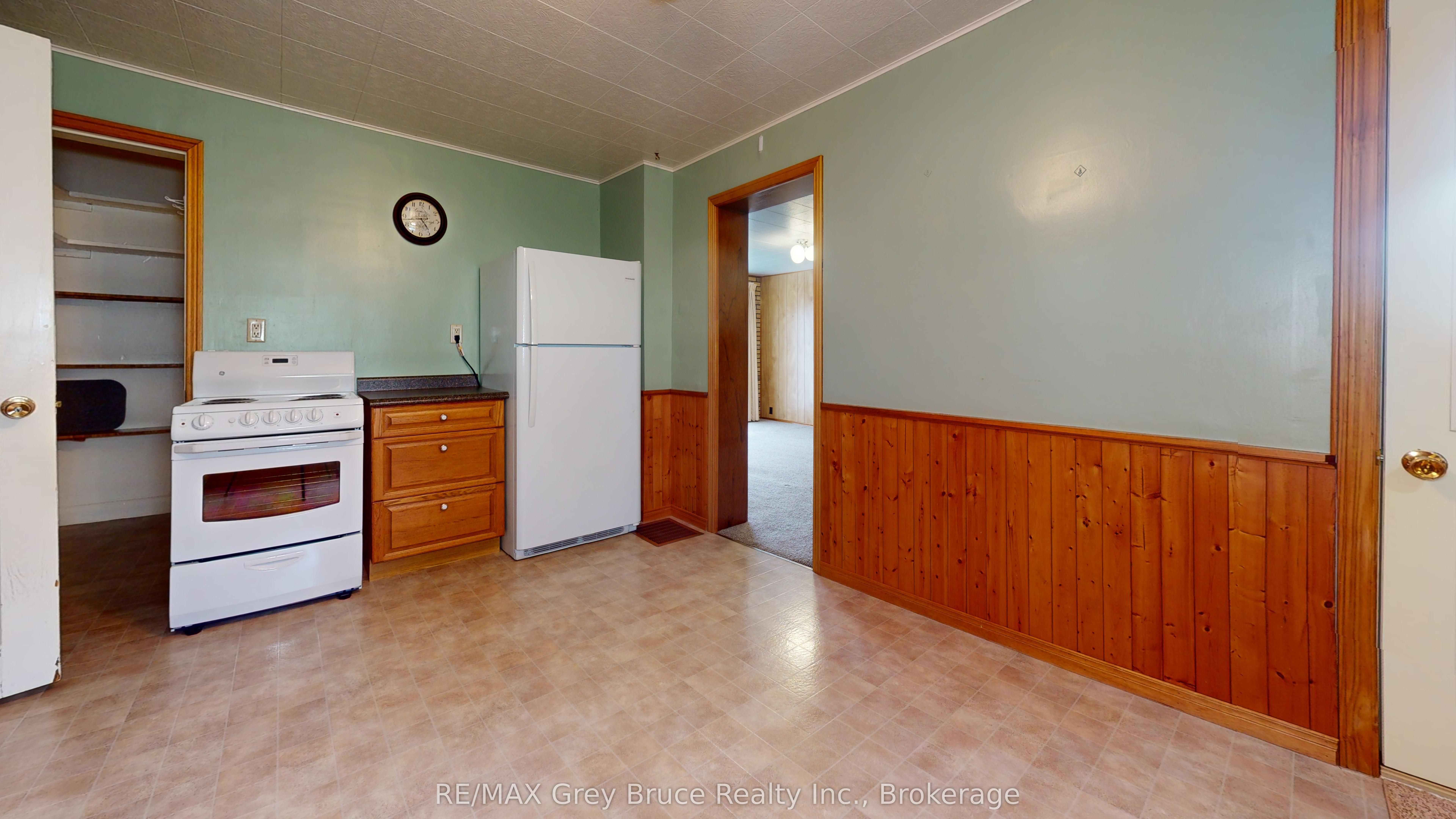 76 5th Street Se Property Photo 11