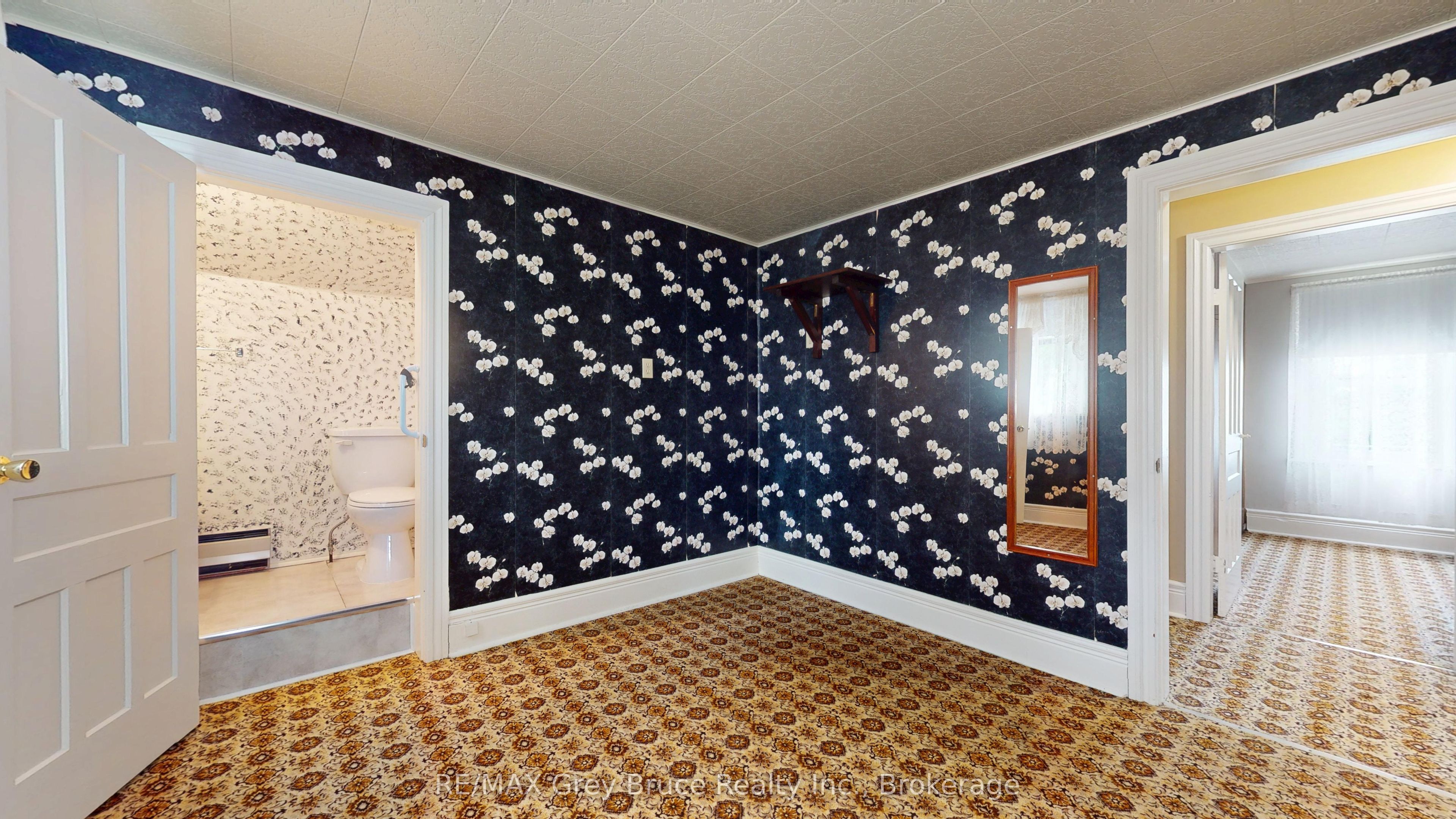 76 5th Street Se Property Photo 13