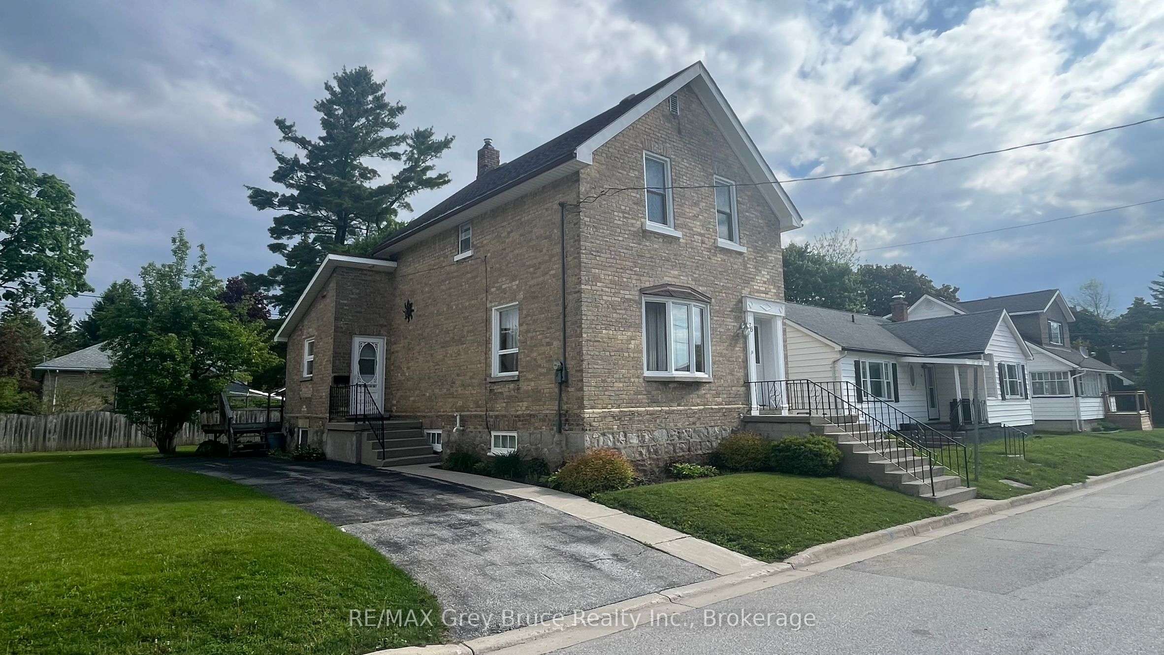 76 5th Street Se Property Photo 26