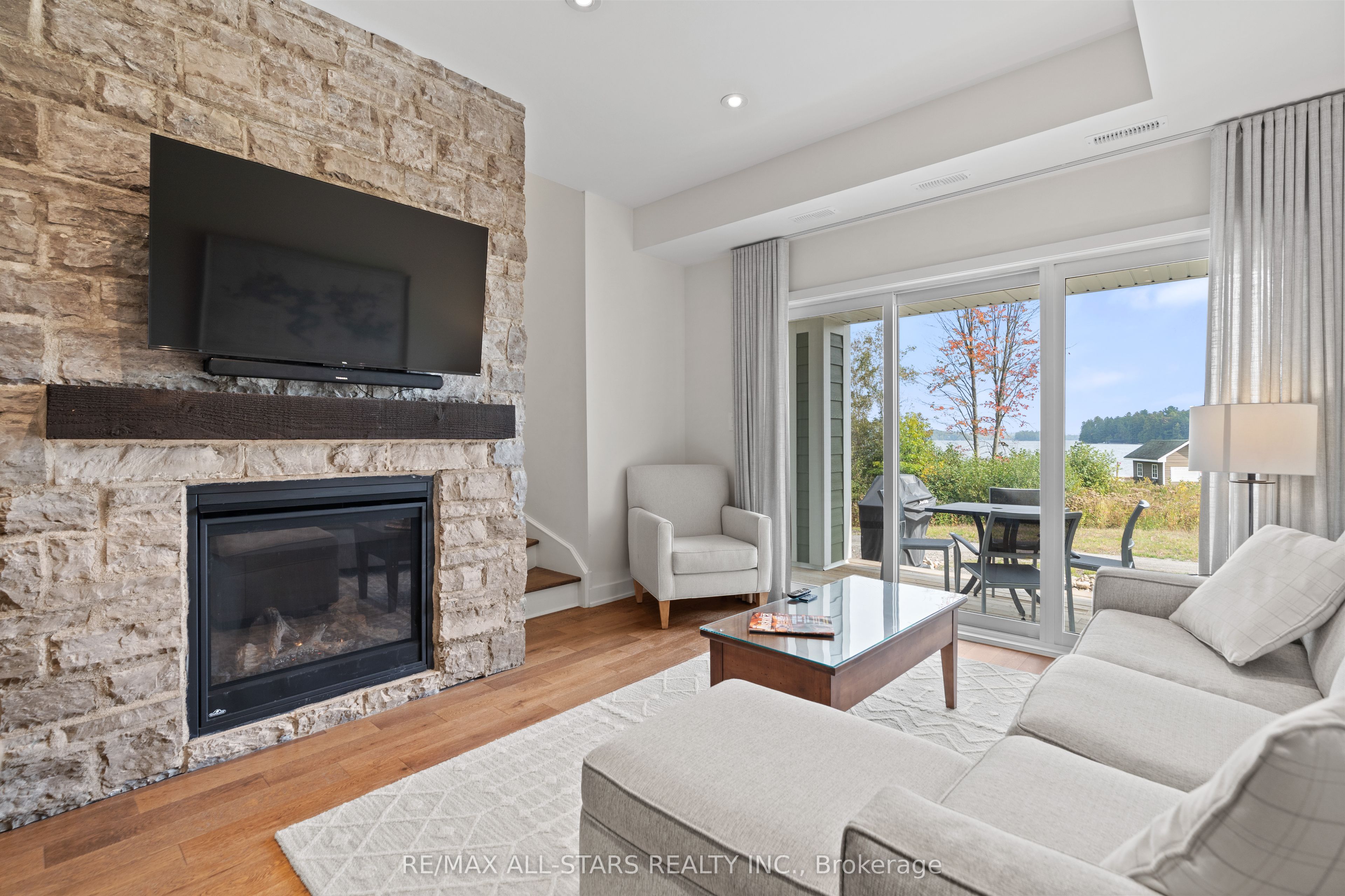 1869 Muskoka Road 118 N/a 31 Property Photo 24