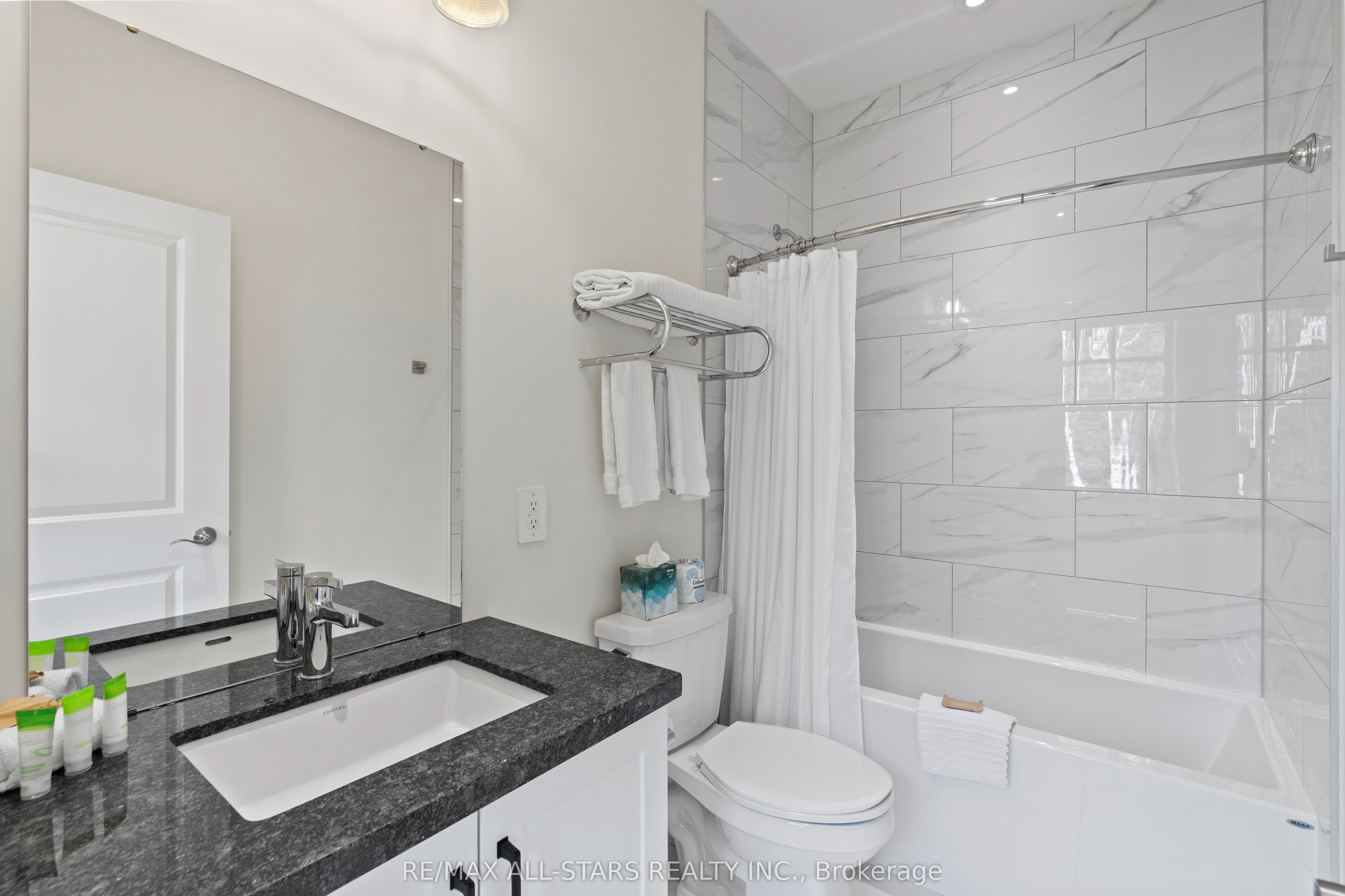 1869 Muskoka Road 118 N/a 31 Property Photo 36