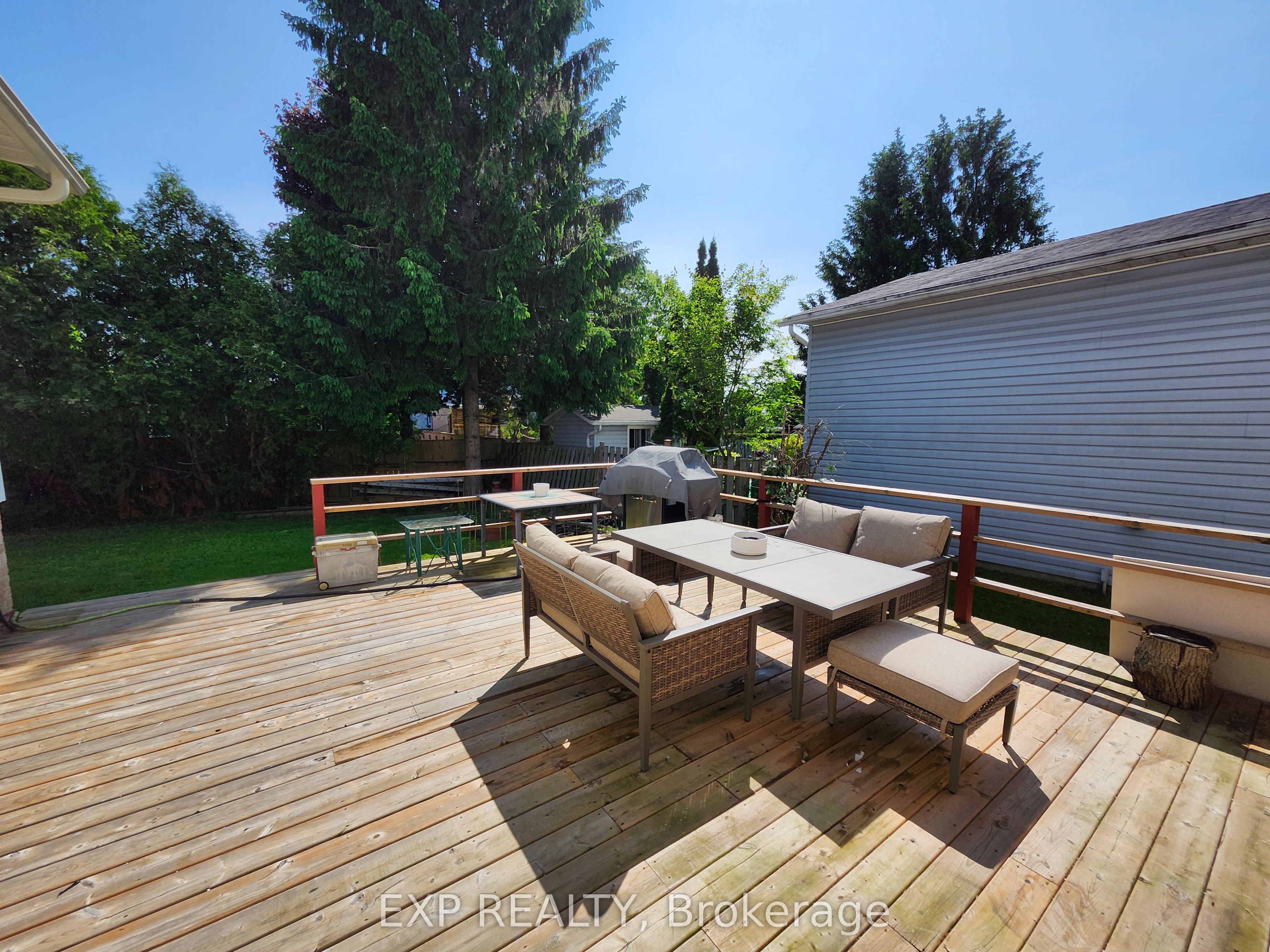 1311 Cuthbertson Avenue Property Photo 3