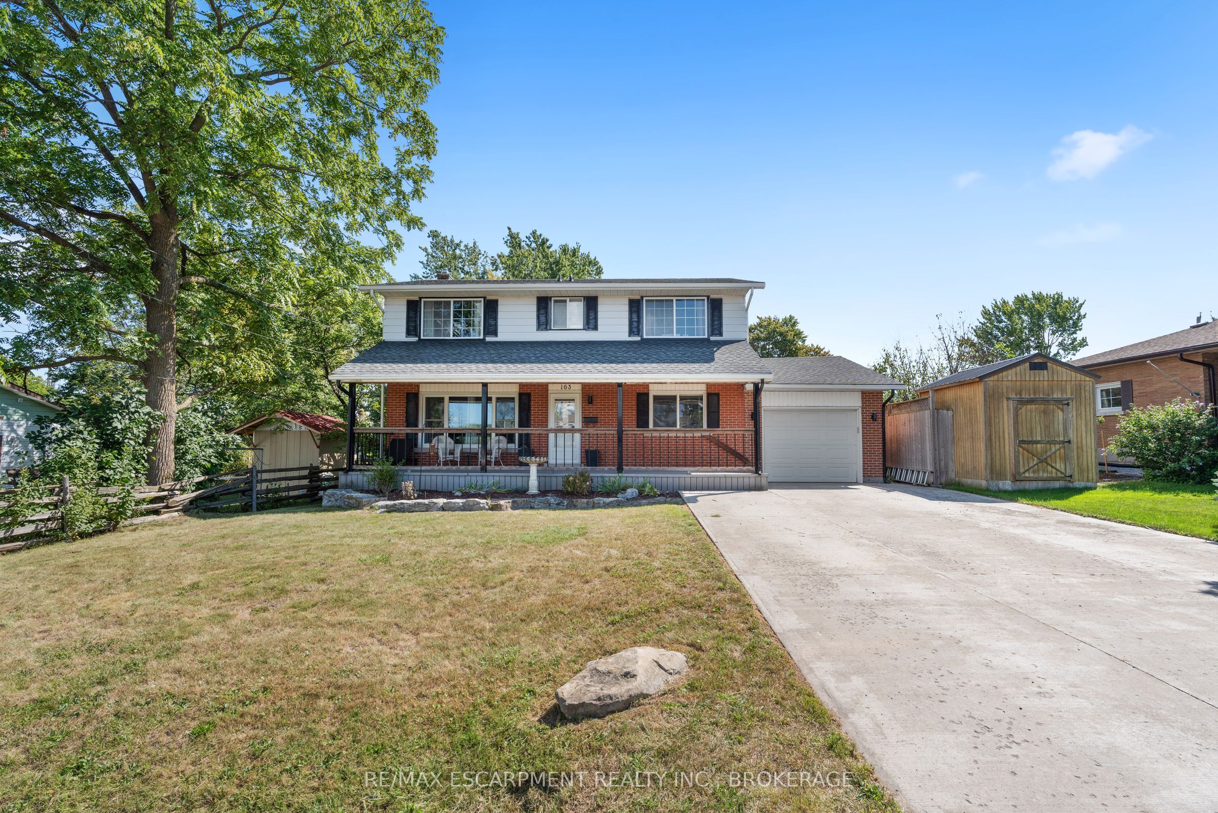 163 Champlain Drive Property Photo 1