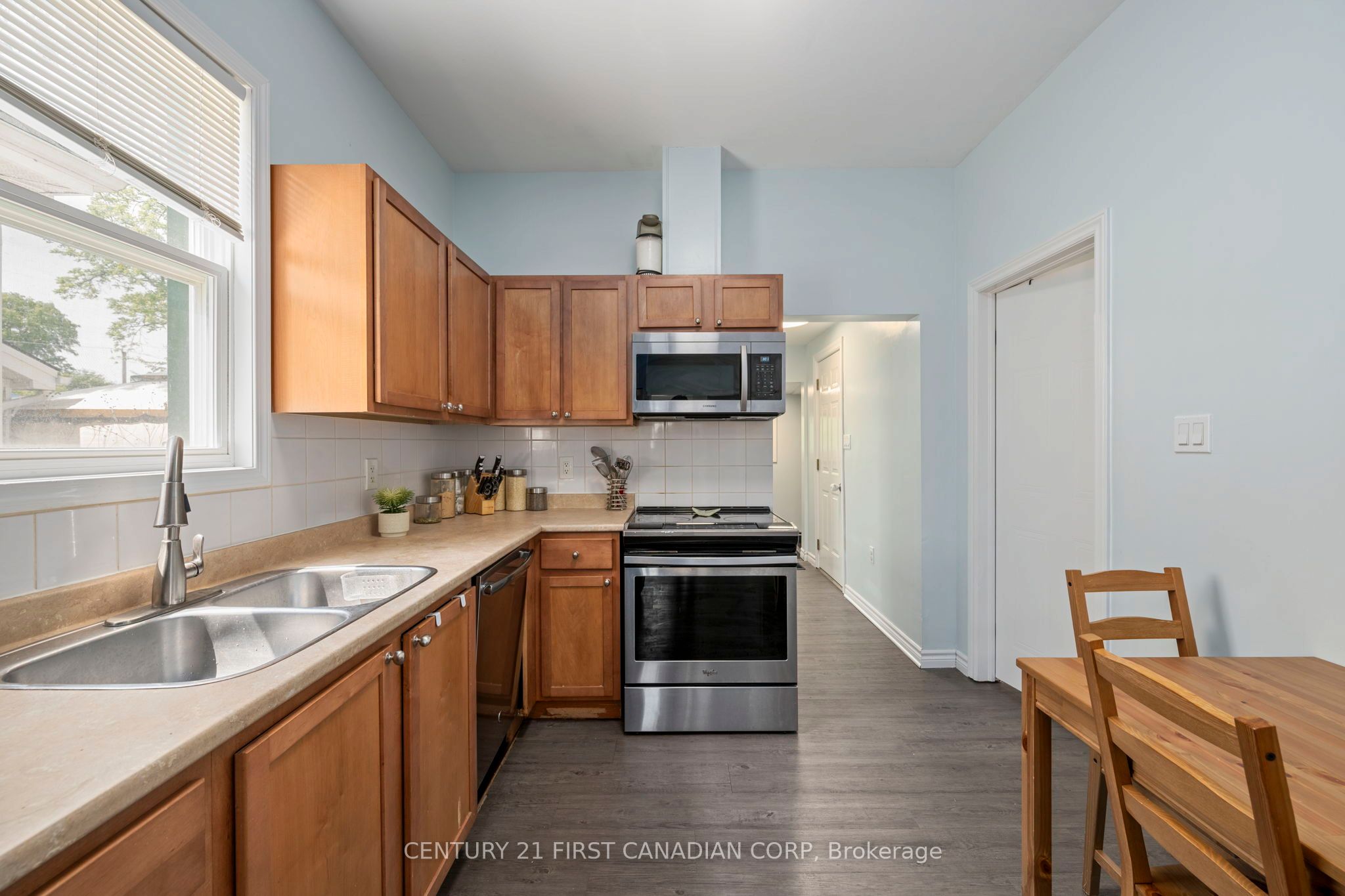 330 Salisbury Street Property Photo 6