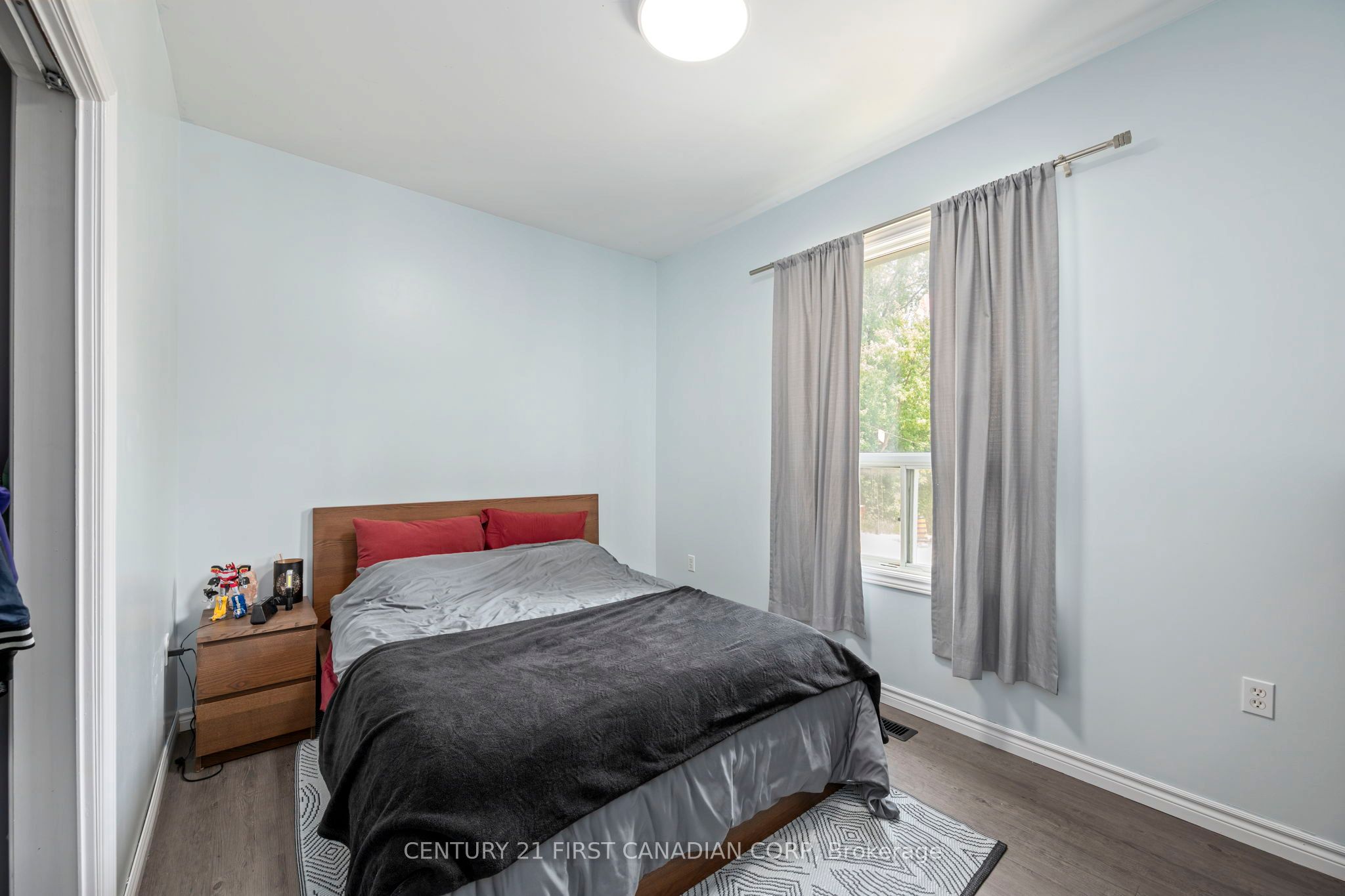 330 Salisbury Street Property Photo 9