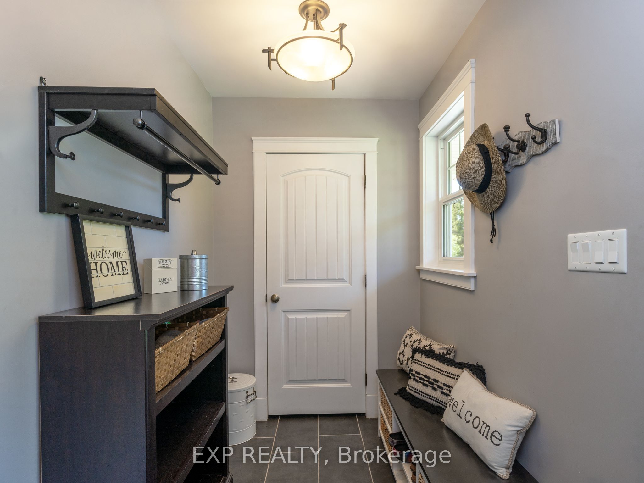 582 Callaghan Road Property Photo 6