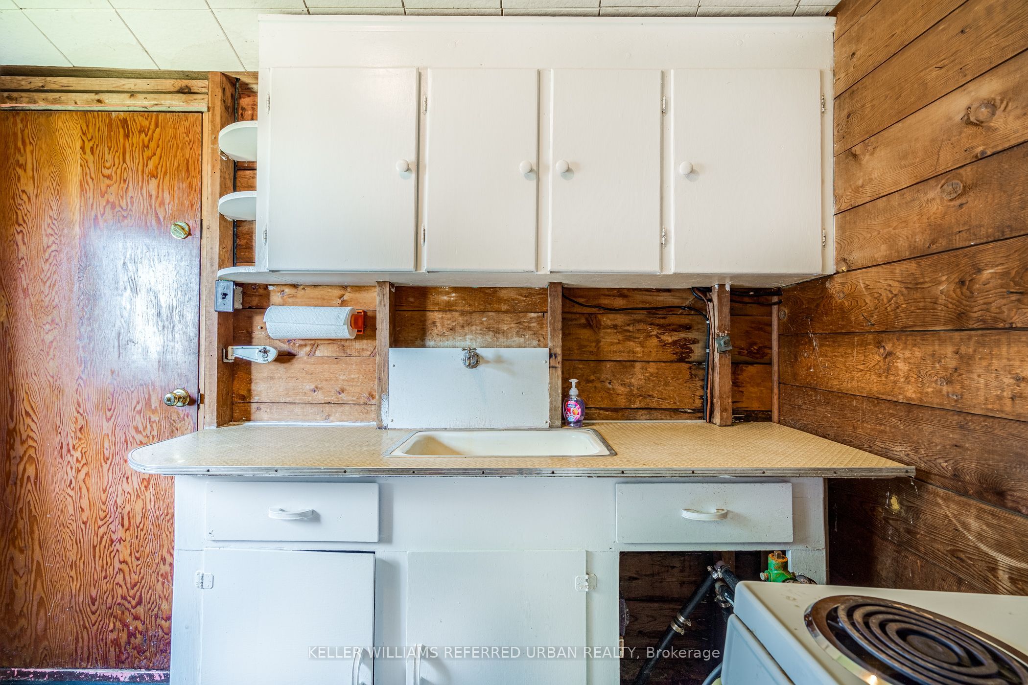 845 Lakeshore Road Property Photo 14