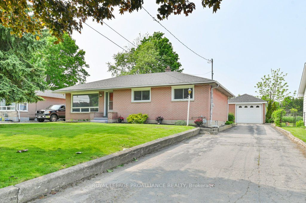 13234 Loyalist Parkway Property Photo 1