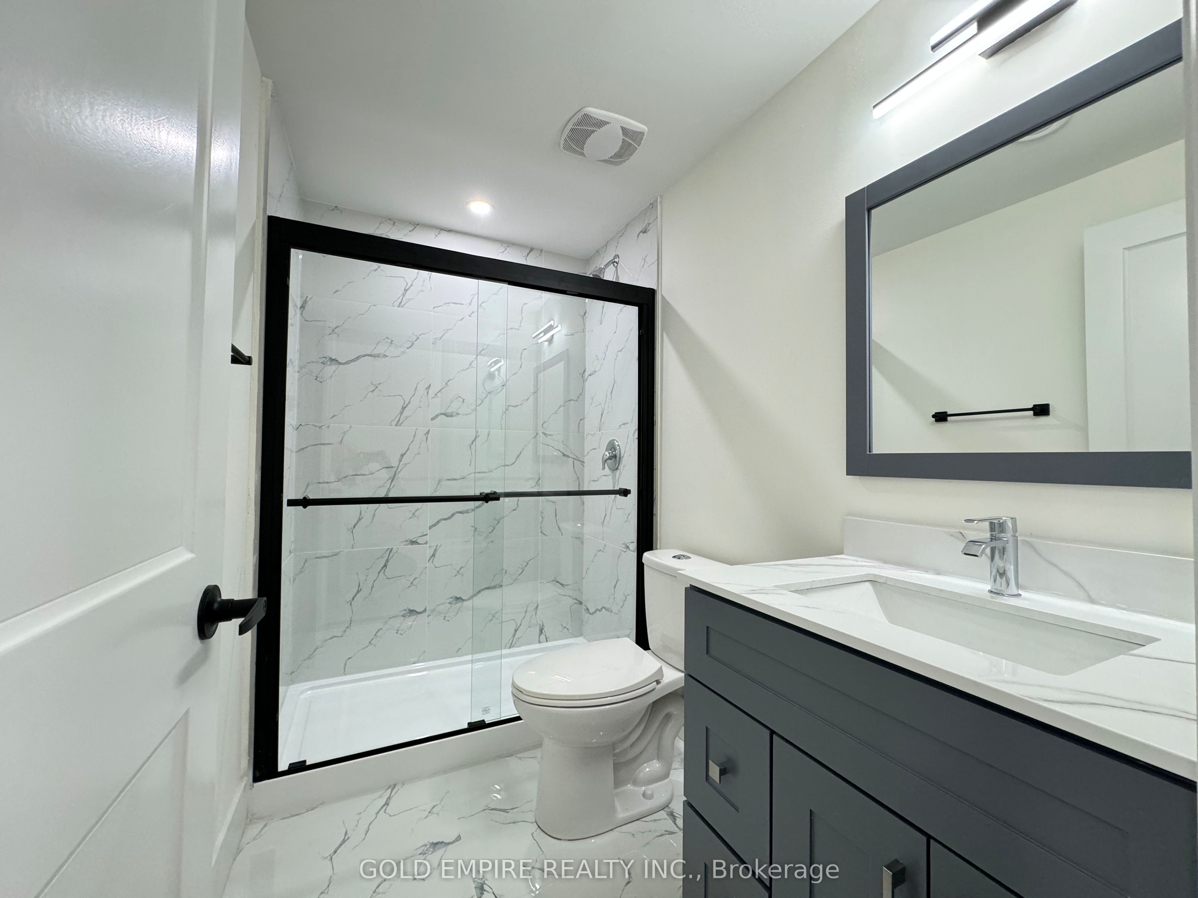 #lower - 1588 Capri Crescent Property Photo 12