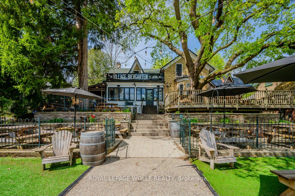 1381 King Street N Property Photo 1