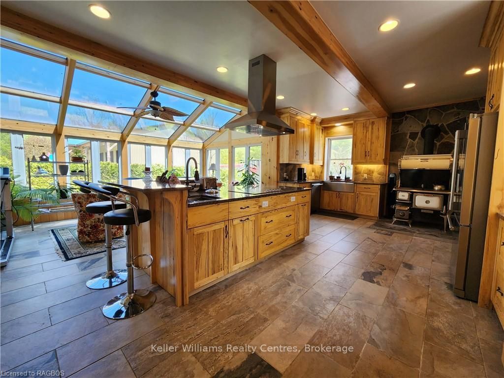 Part Of 484 Carlisle Street (west Side) Property Photo 12