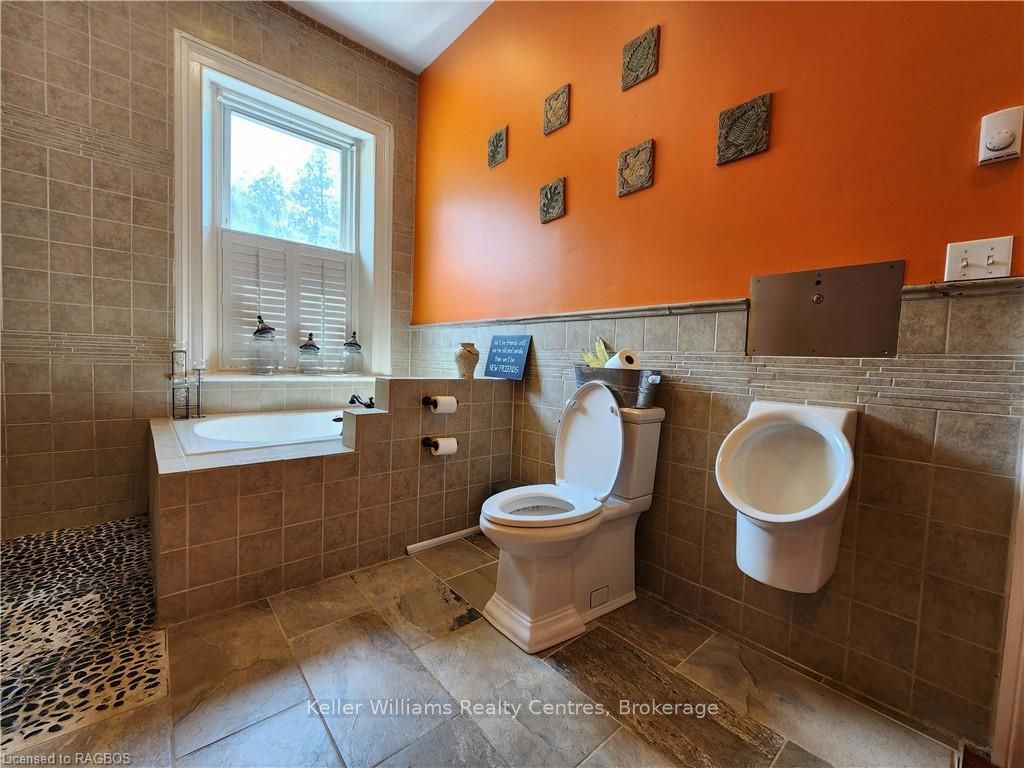 Part Of 484 Carlisle Street (west Side) Property Photo 18