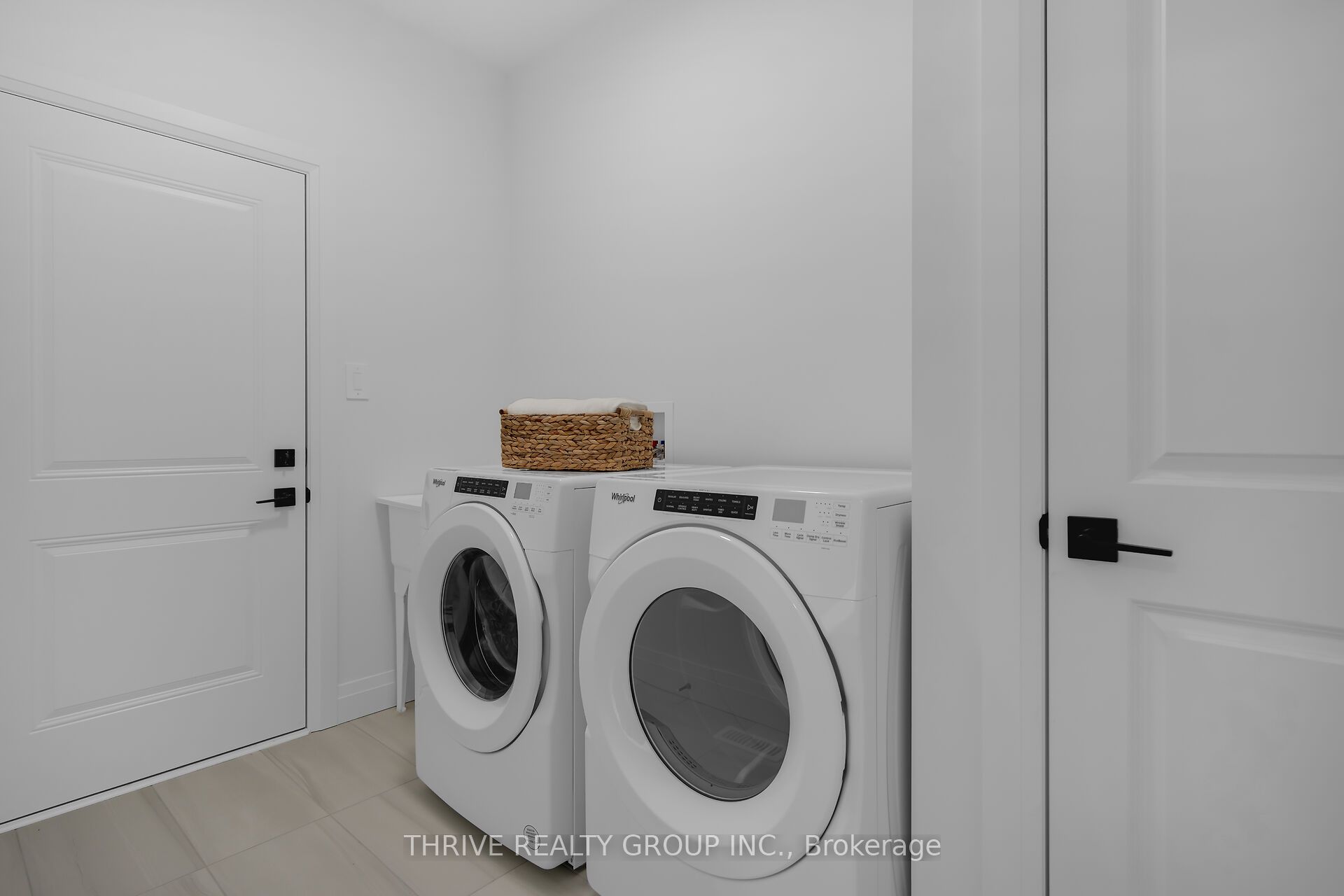 2342 Jordan Boulevard Property Photo 18