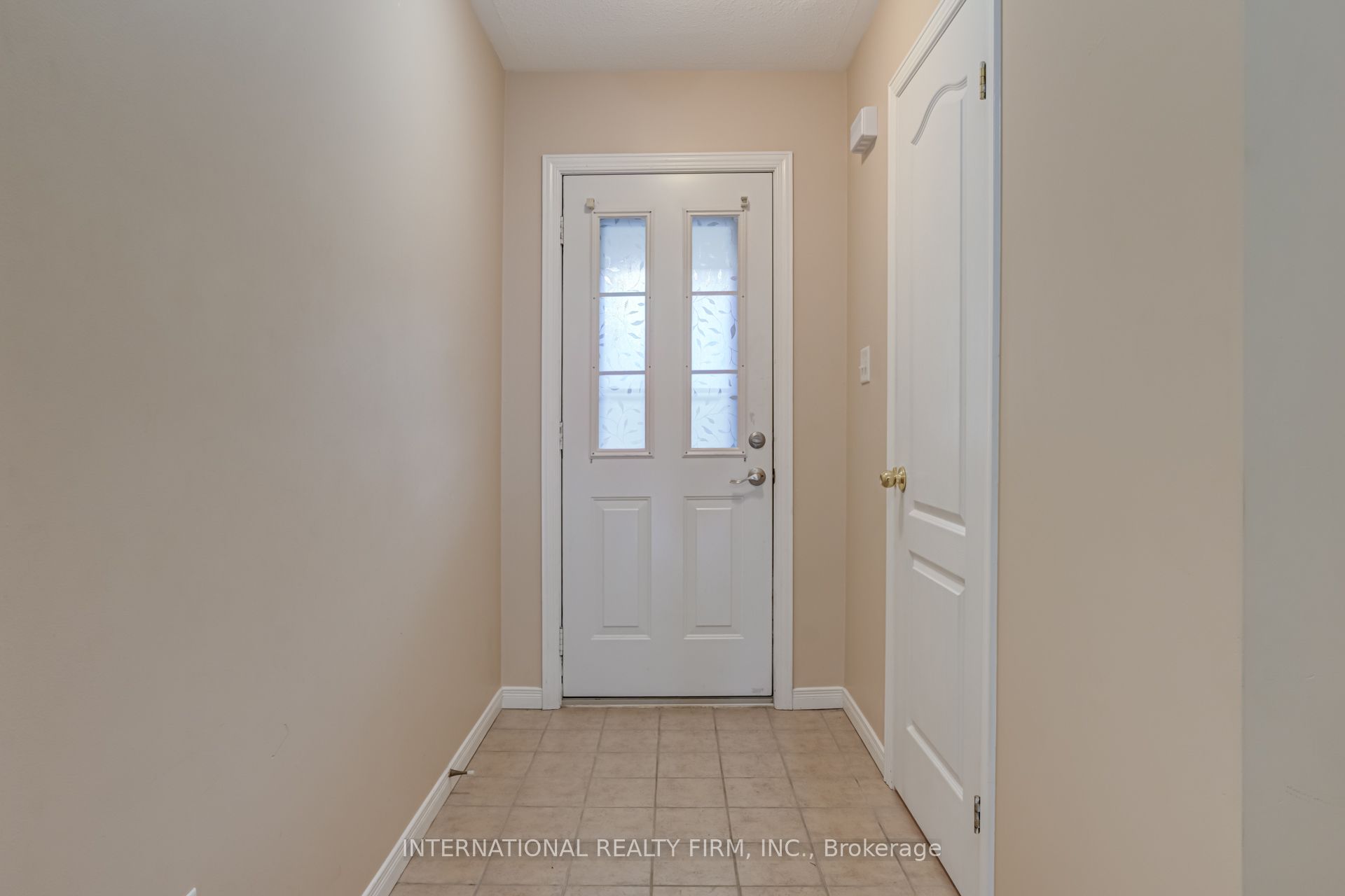 7 Southside Place 47 Property Photo 5