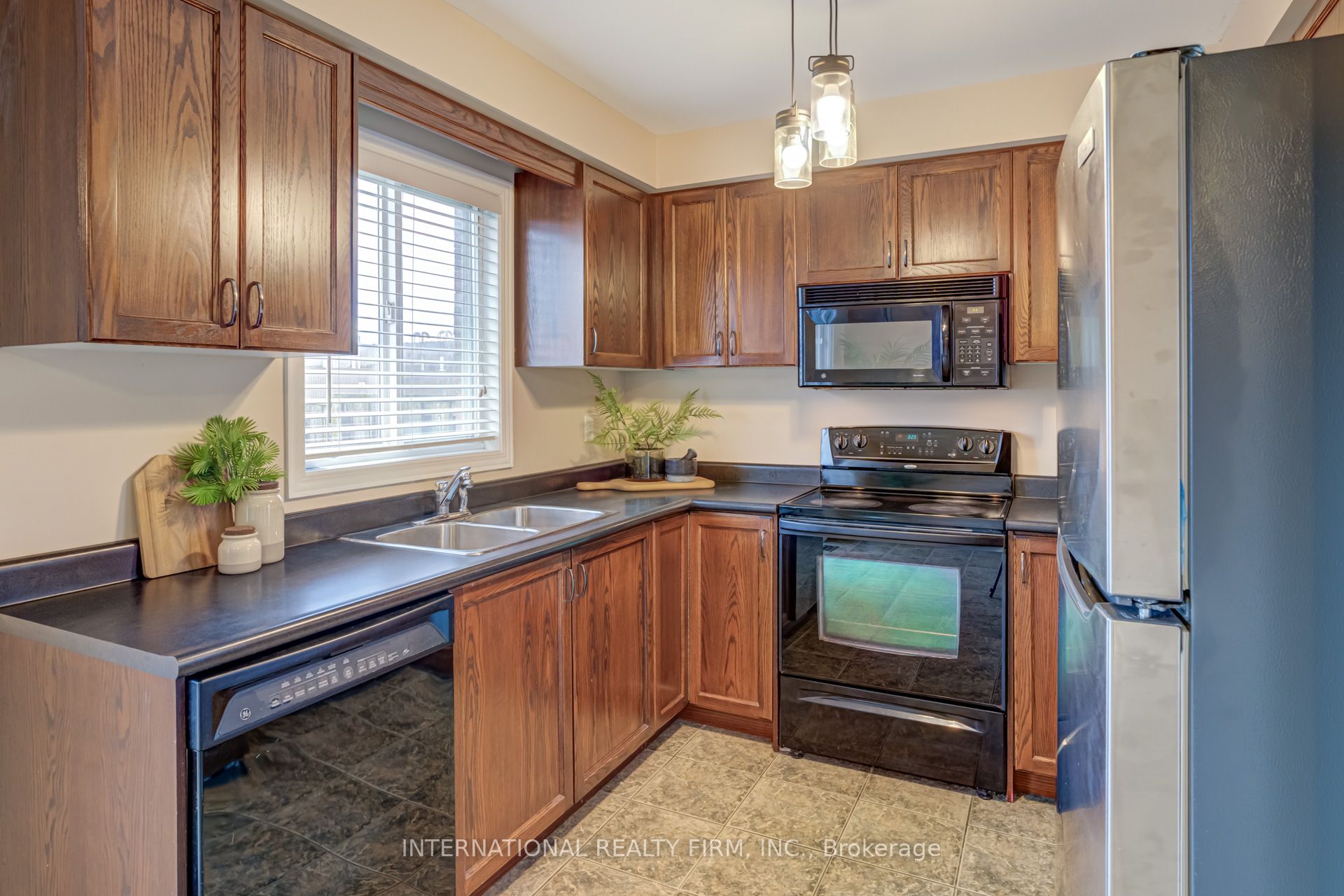 7 Southside Place 47 Property Photo 14