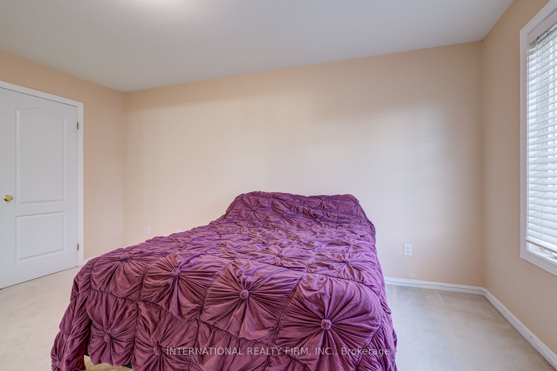 7 Southside Place 47 Property Photo 23