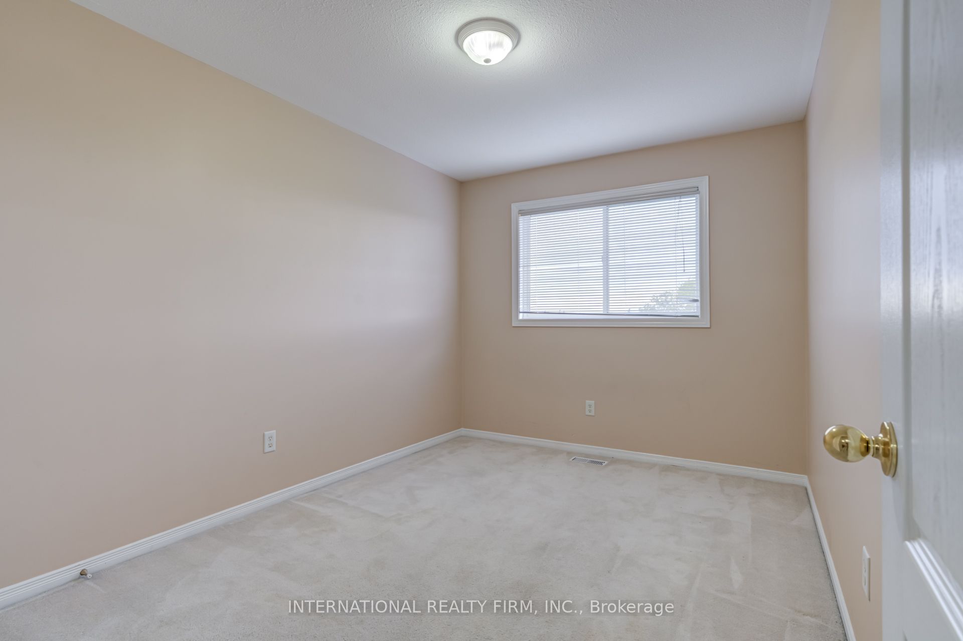 7 Southside Place 47 Property Photo 29