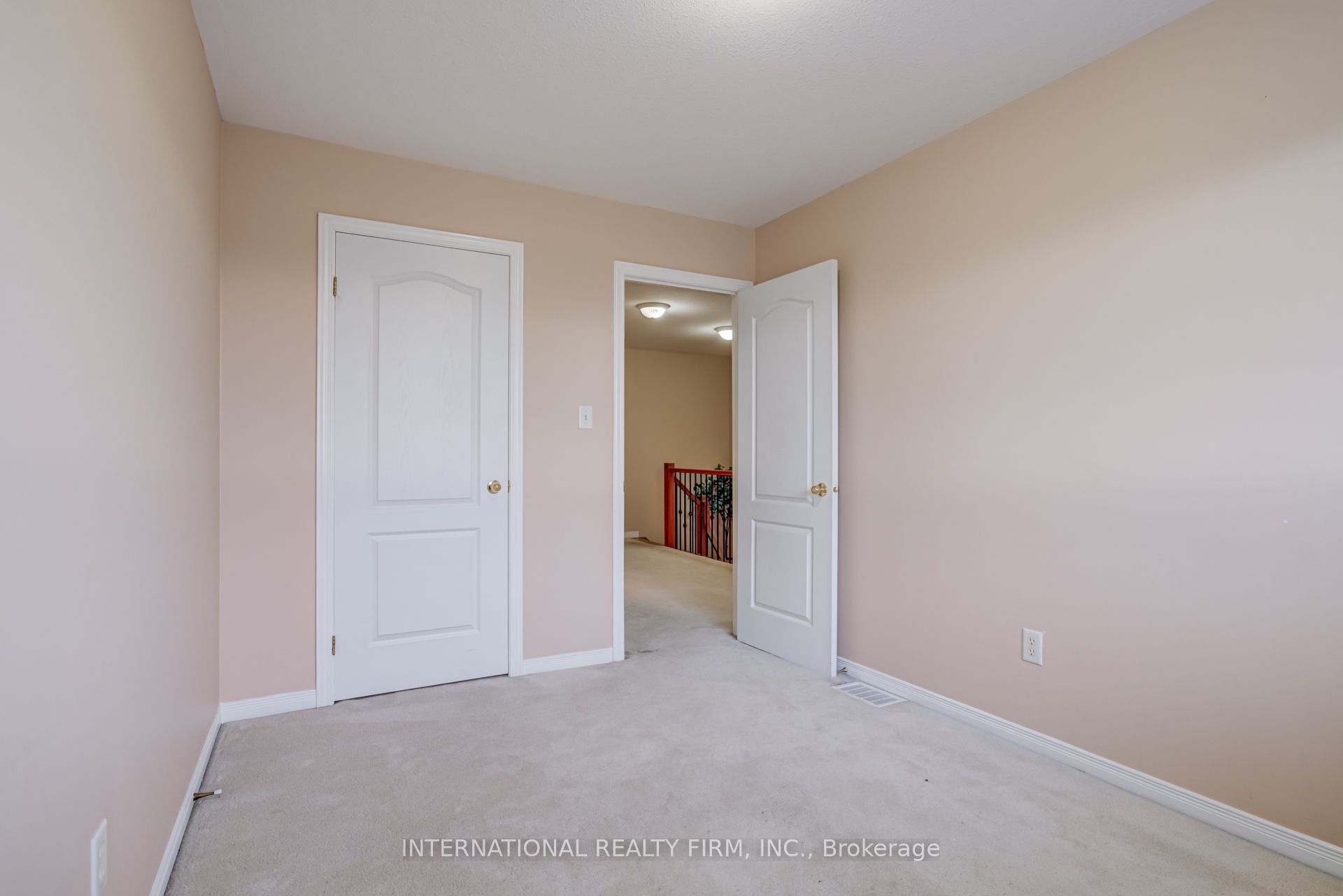 7 Southside Place 47 Property Photo 31