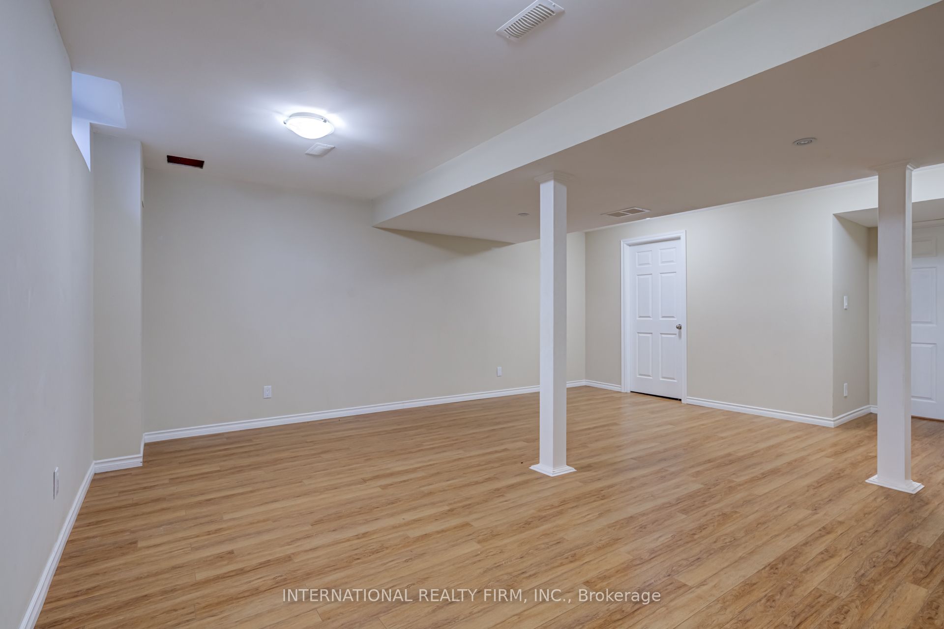 7 Southside Place 47 Property Photo 38