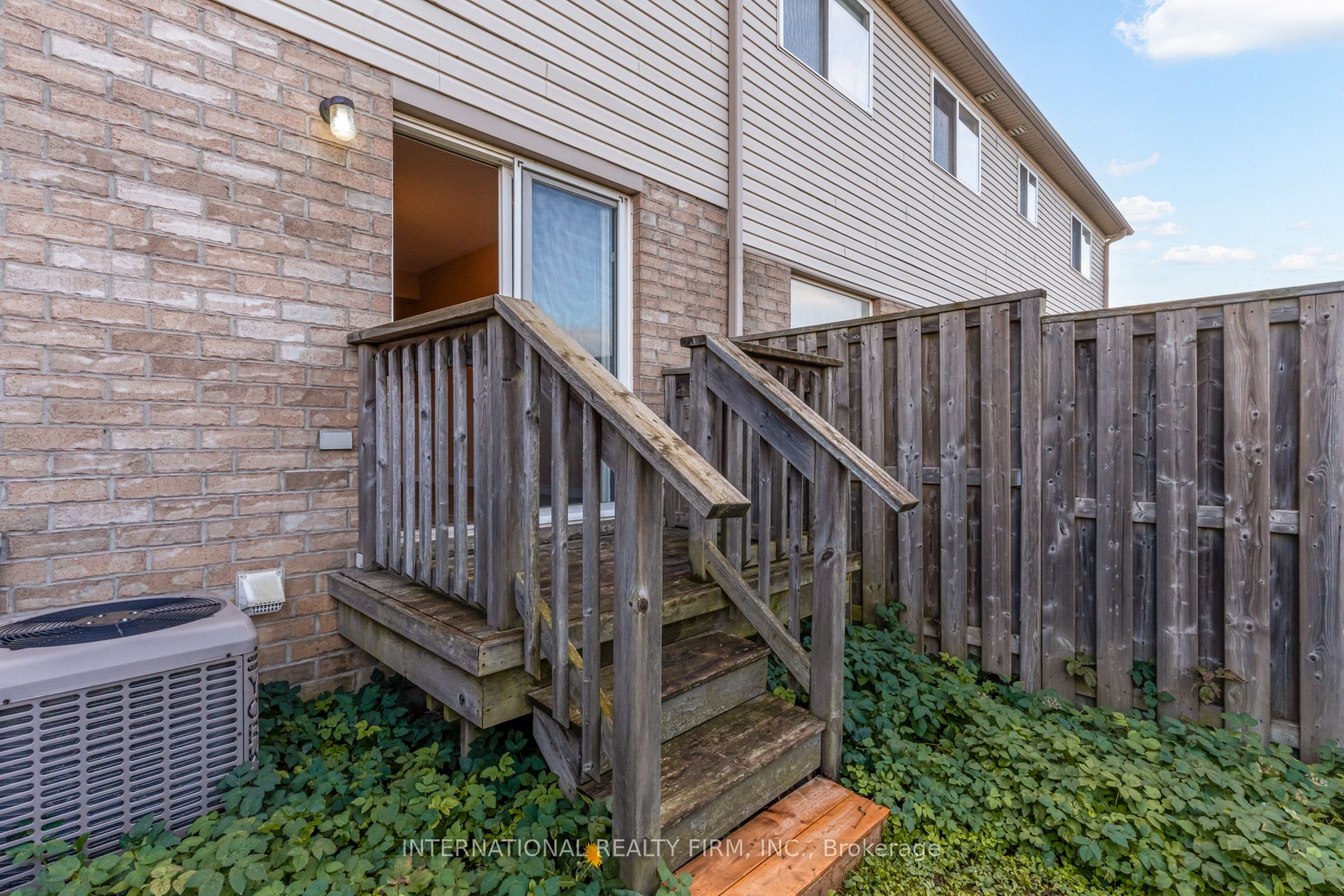 7 Southside Place 47 Property Photo 44