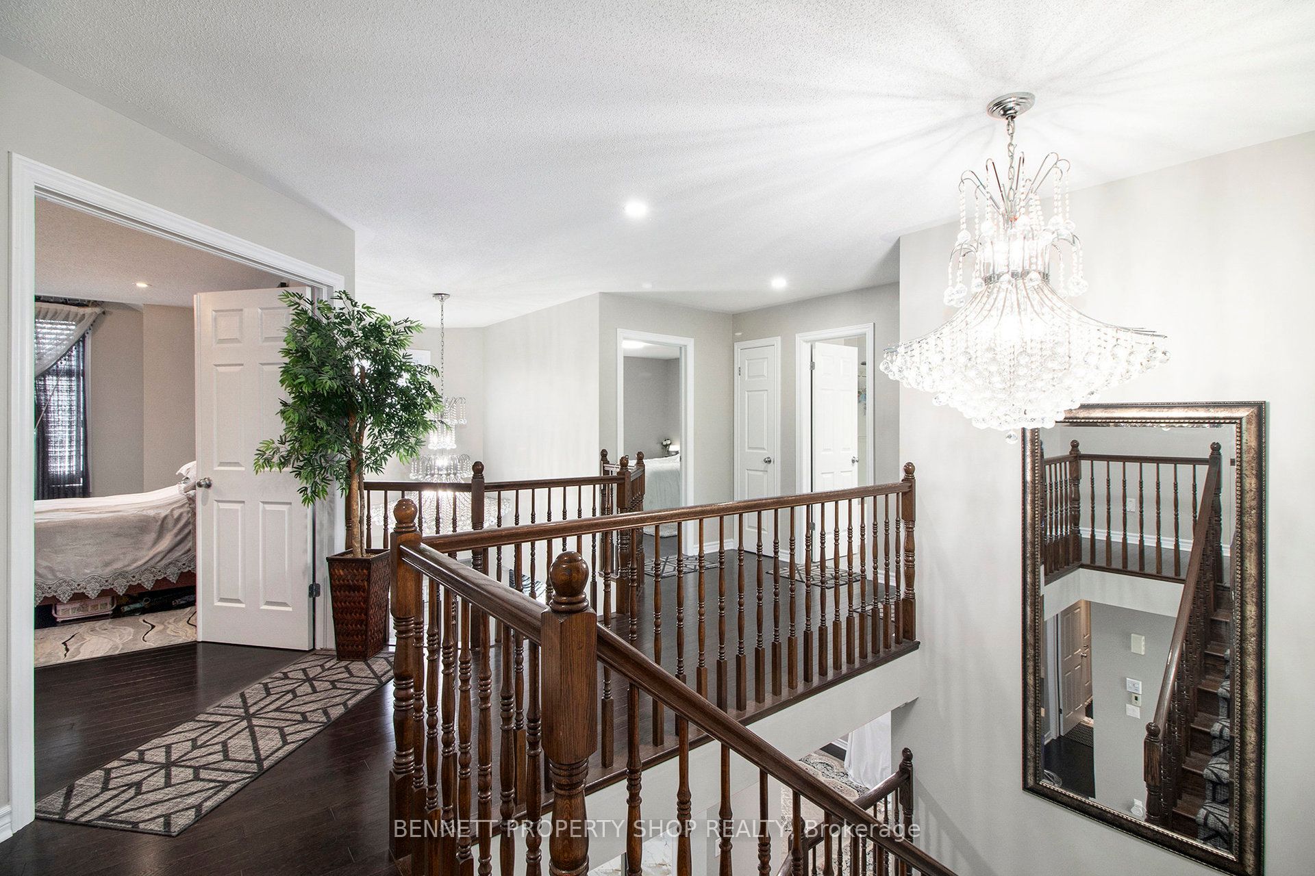 1015 Winterspring Ridge Property Photo 8