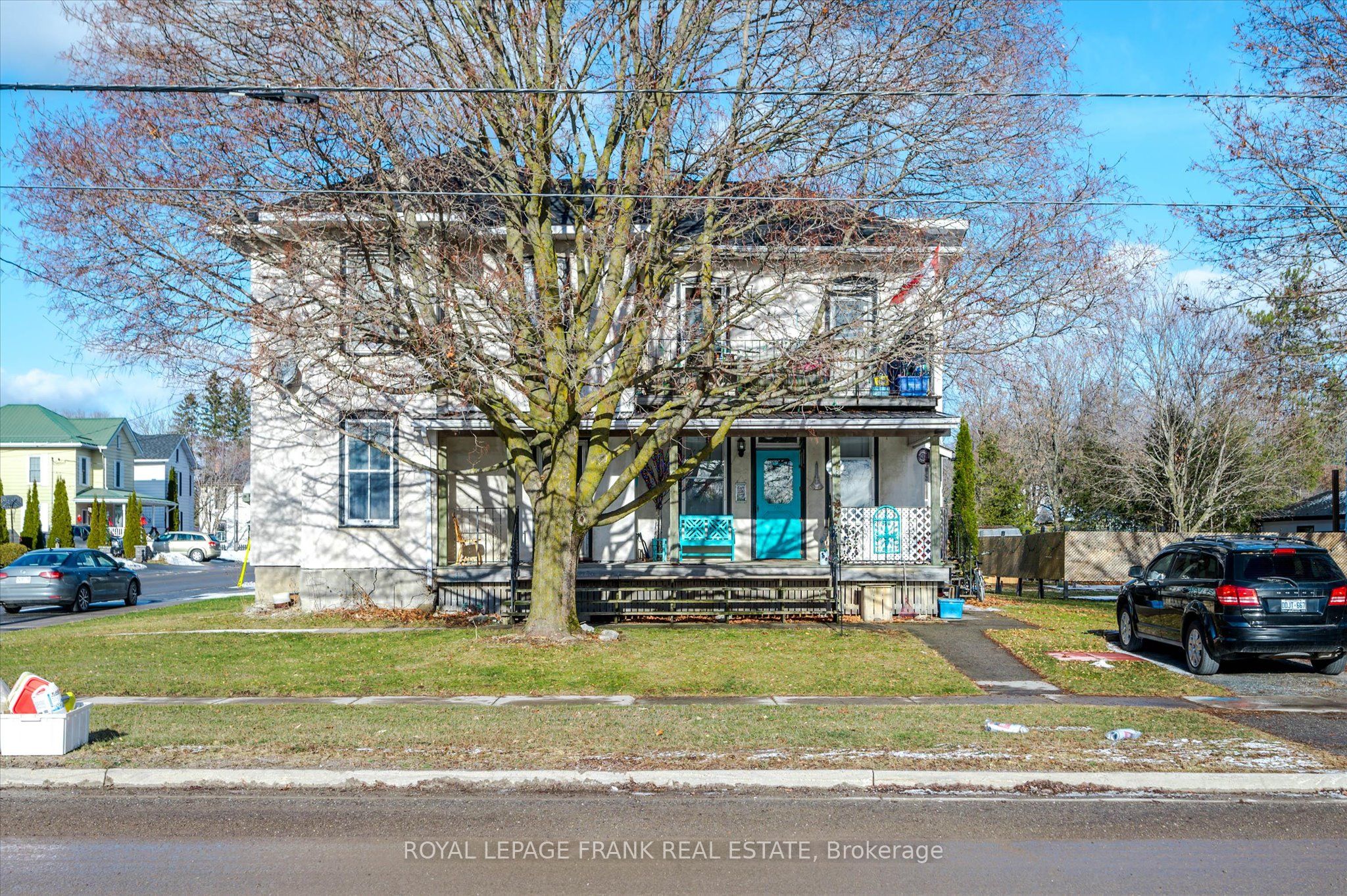 8 Ontario St Property Photo 1
