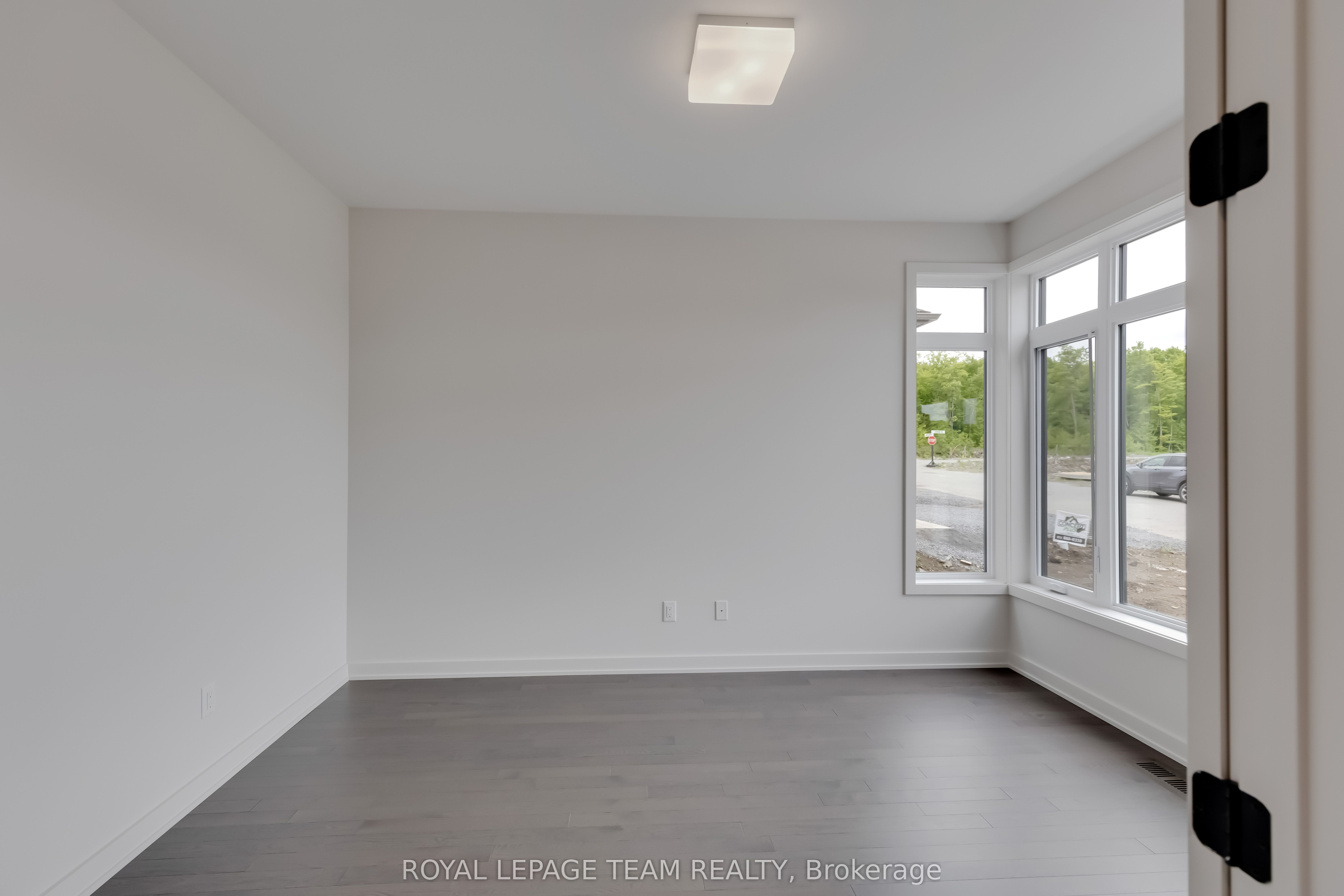 405 Point Grey Terrace Property Photo 5
