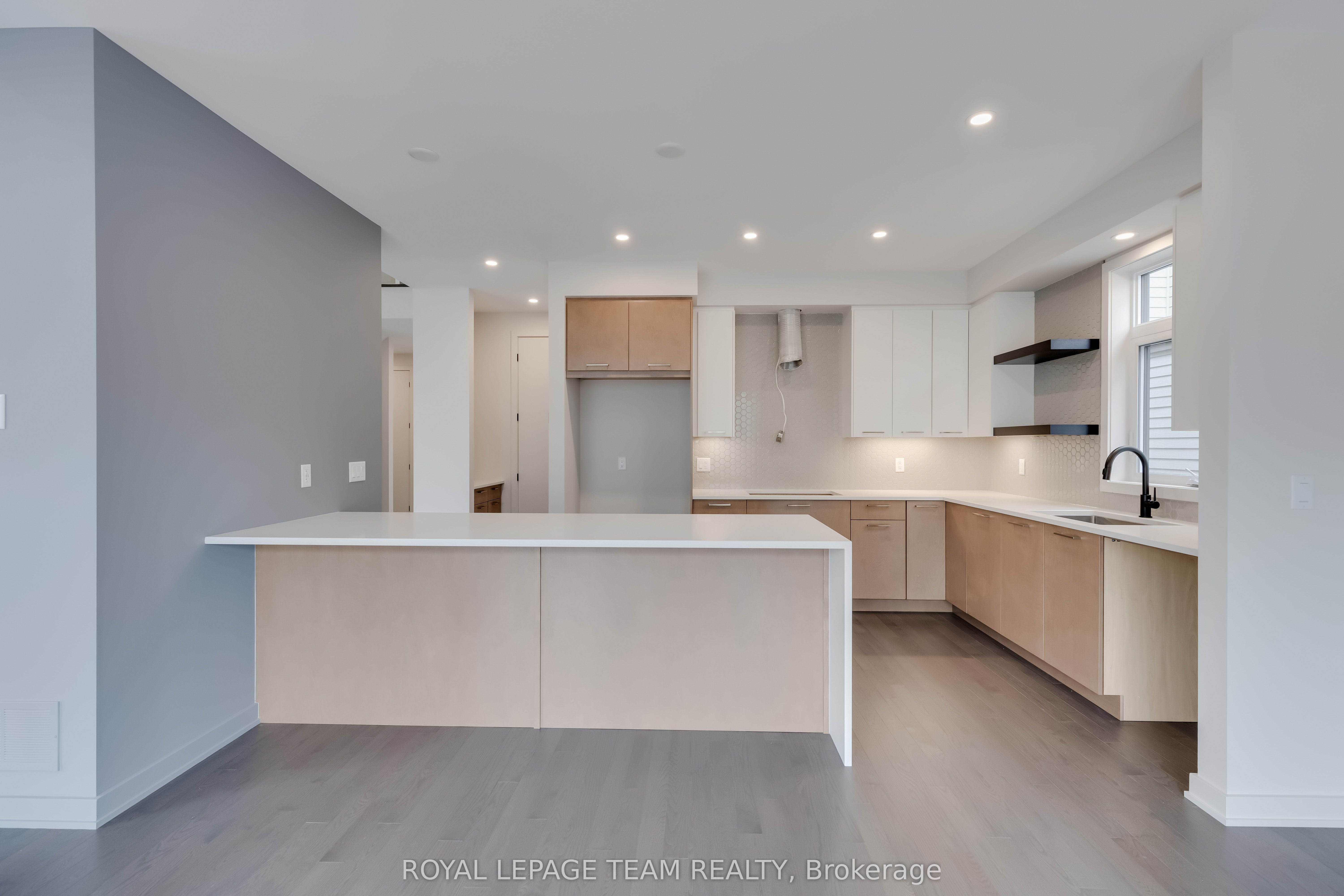 405 Point Grey Terrace Property Photo 24