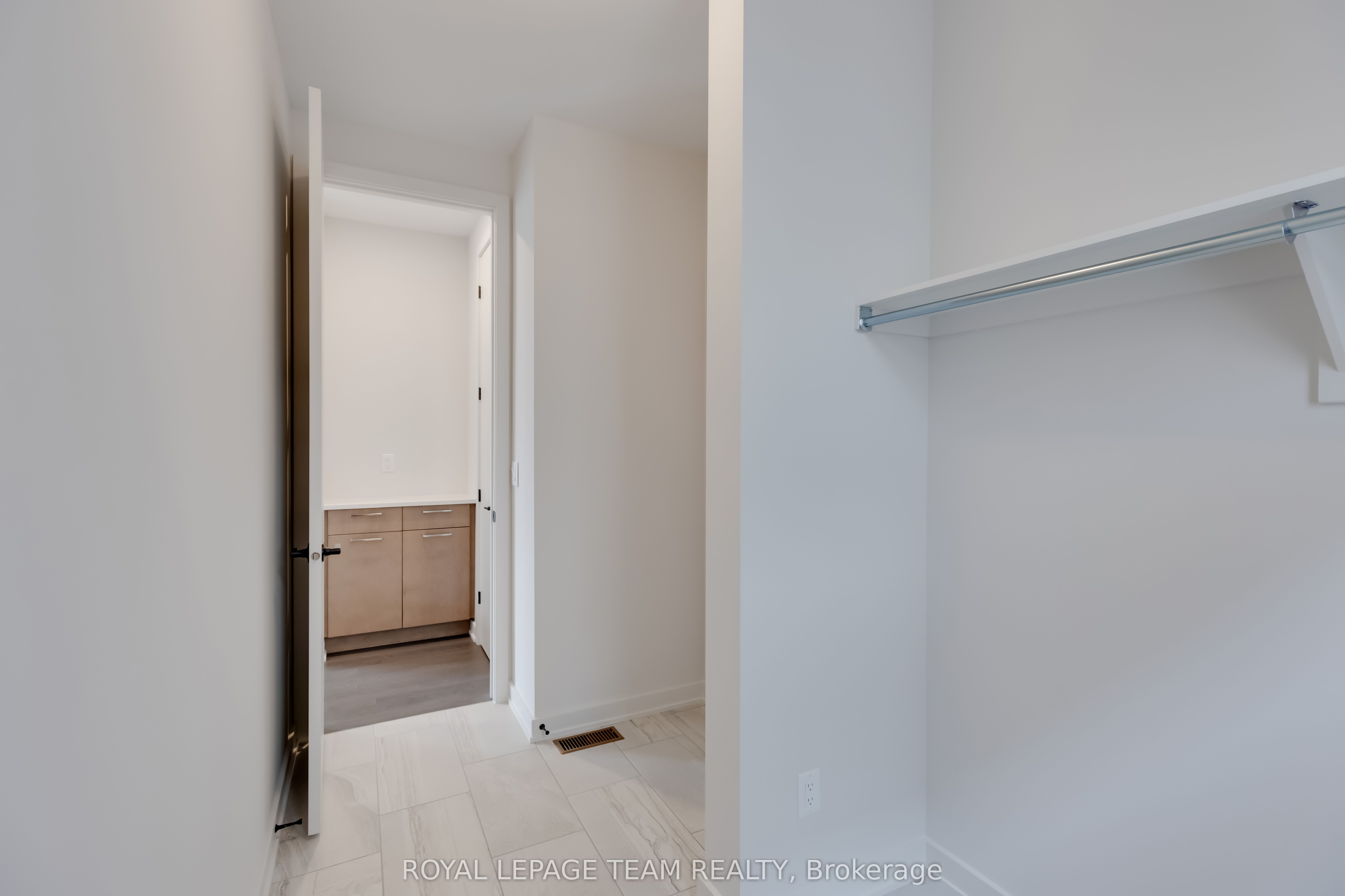 405 Point Grey Terrace Property Photo 28