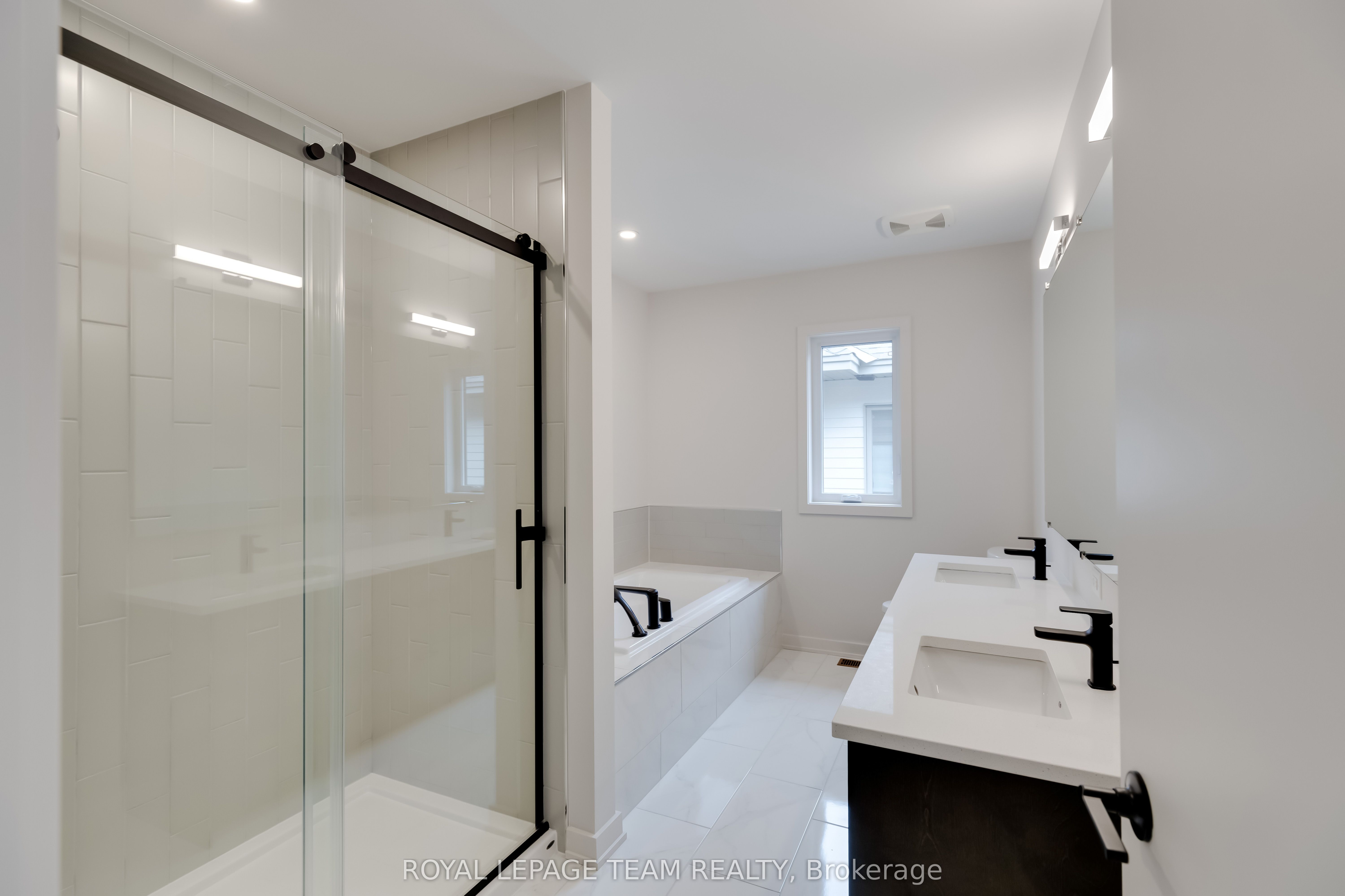 405 Point Grey Terrace Property Photo 34