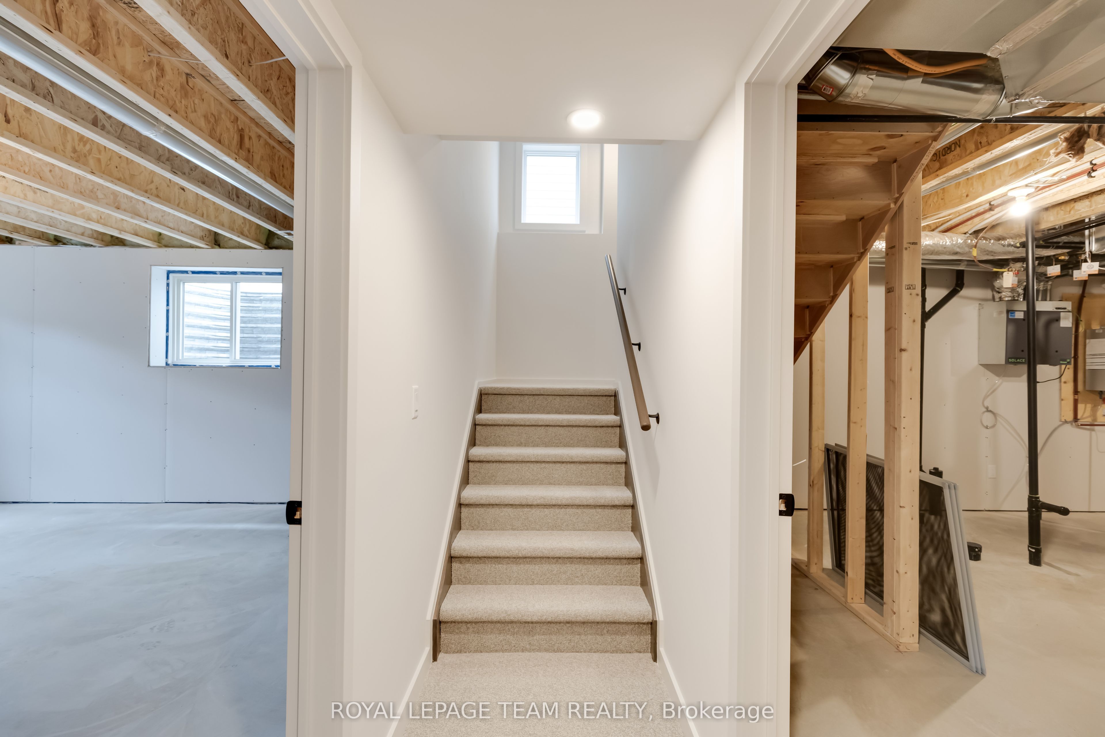405 Point Grey Terrace Property Photo 44