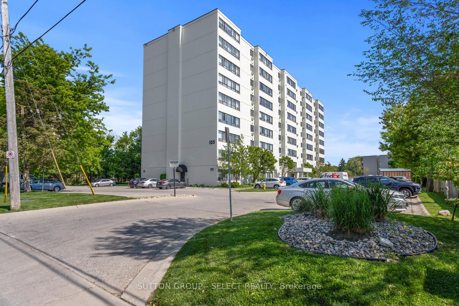 #909 - 135 Baseline Road Property Photo 1