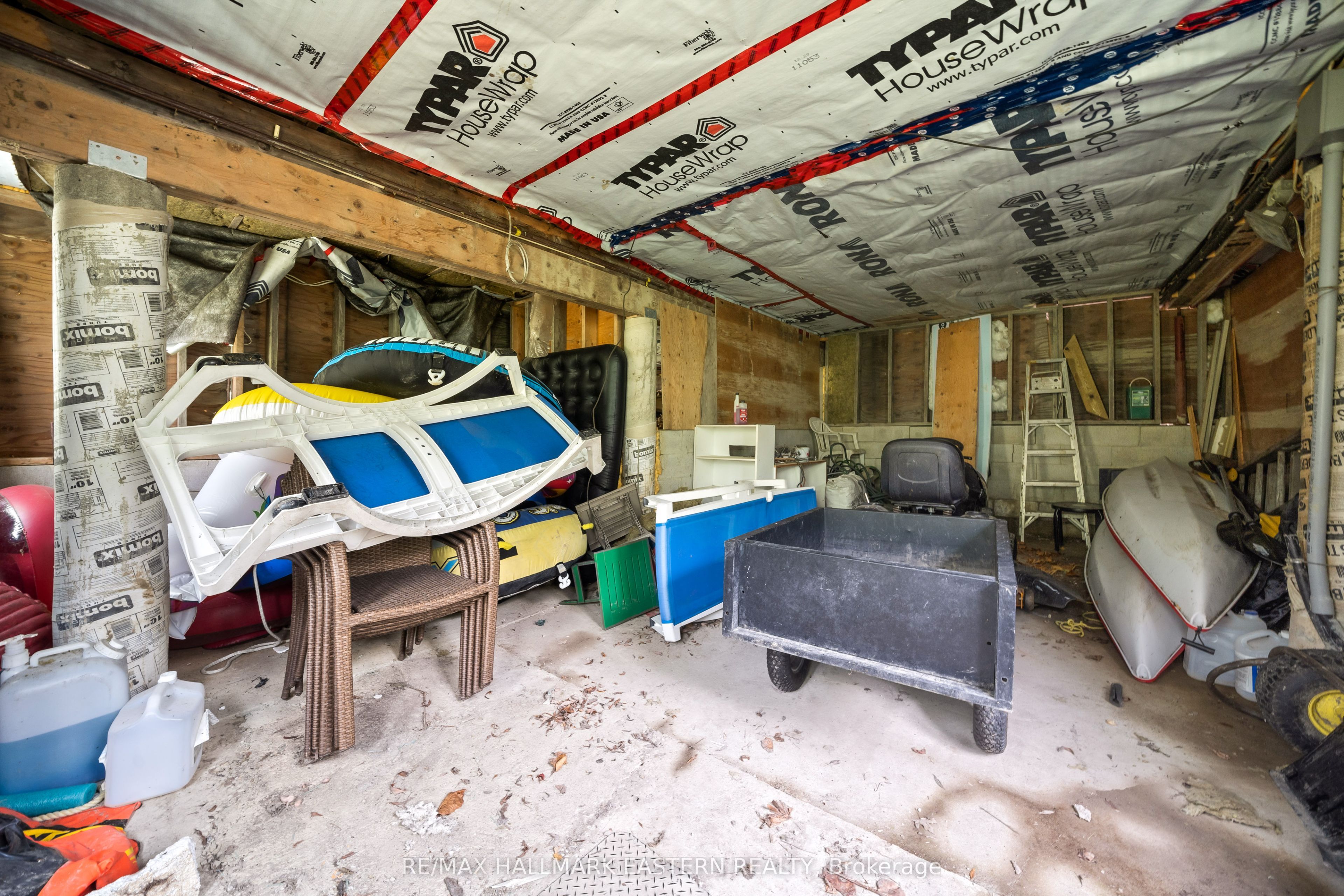 50 Long Island Property Photo 26