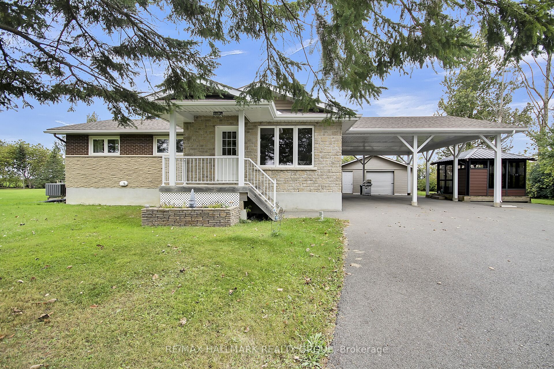 8441 Mitch Owens Drive Property Photo 1