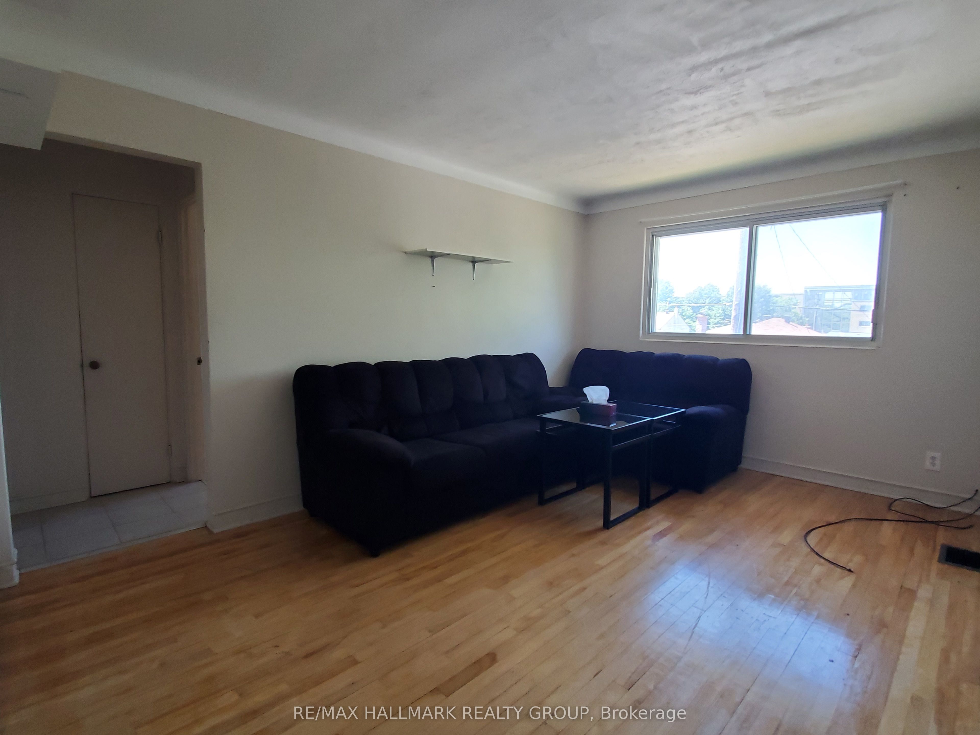 1390 Mayview Avenue Property Photo 7