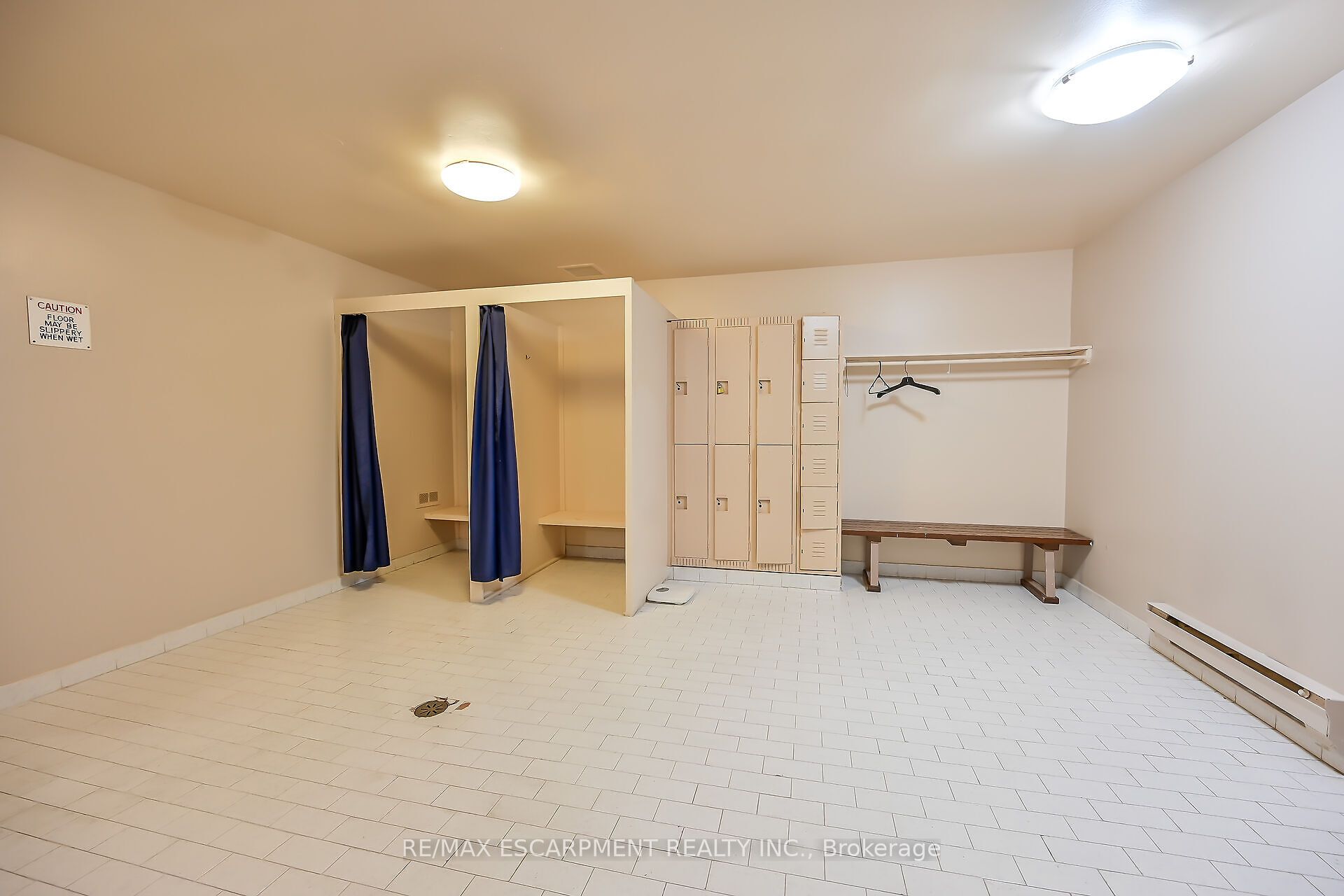 301 Frances Avenue 1409 Property Photo 42