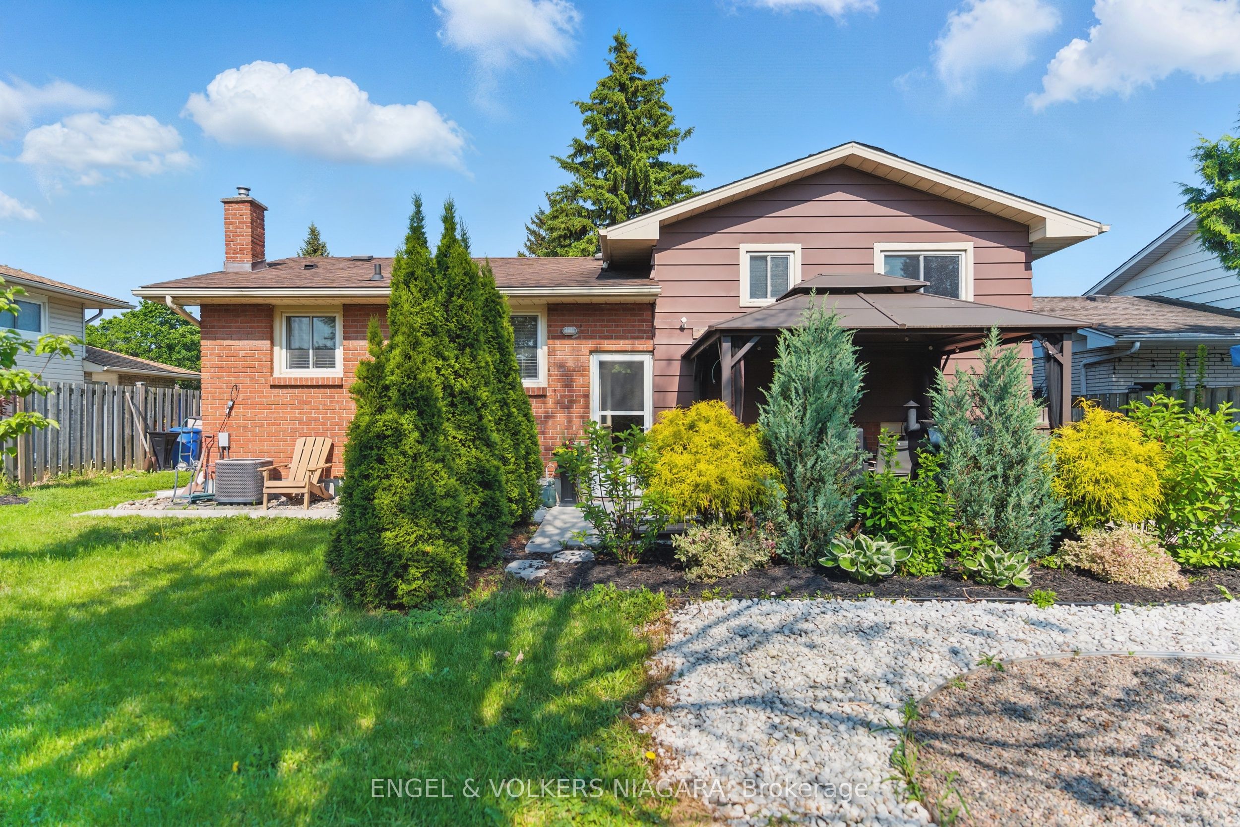 6137 Kirkland Drive Property Photo 1