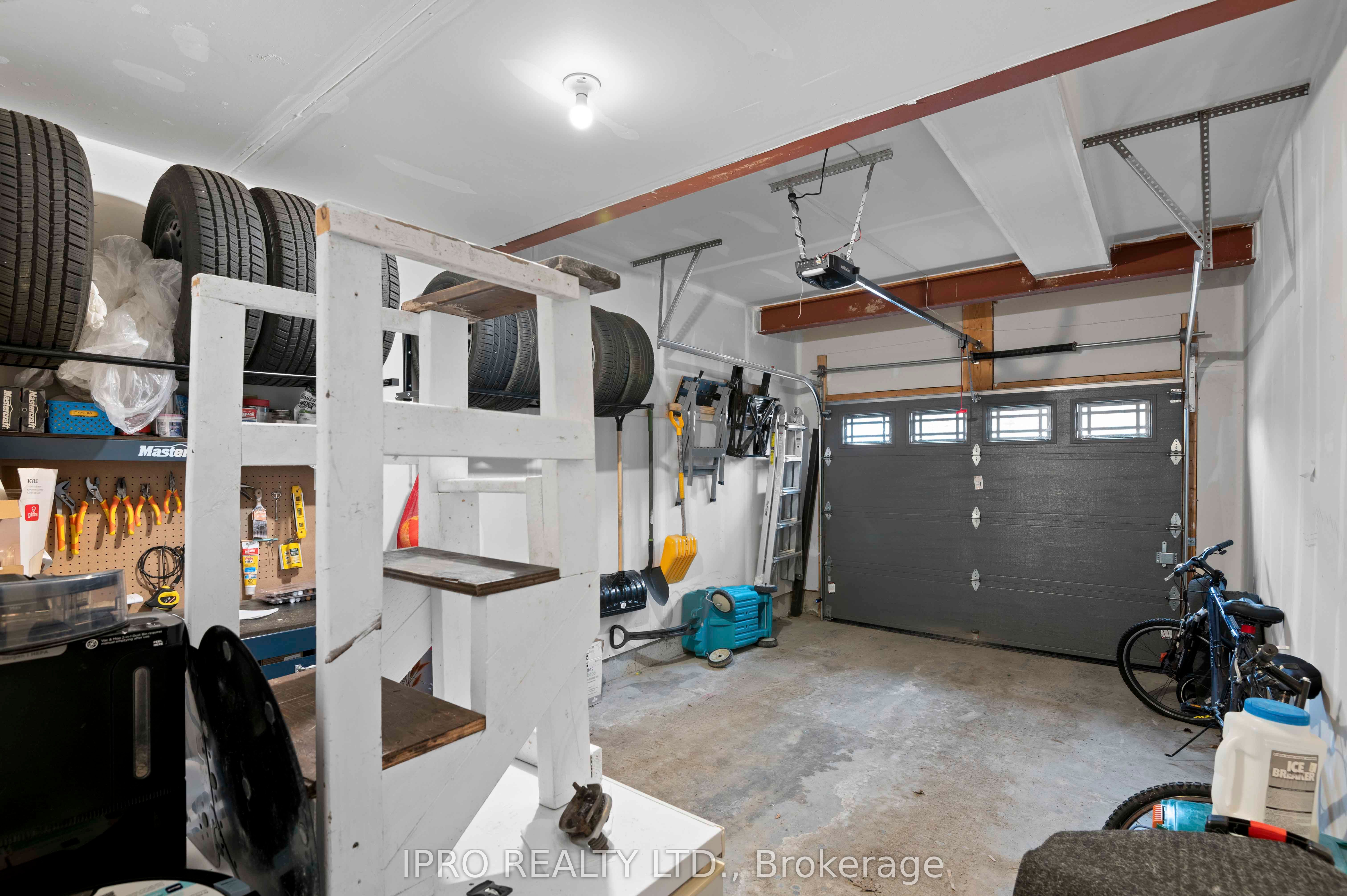 #13 - 19 Lawson Street Property Photo 8