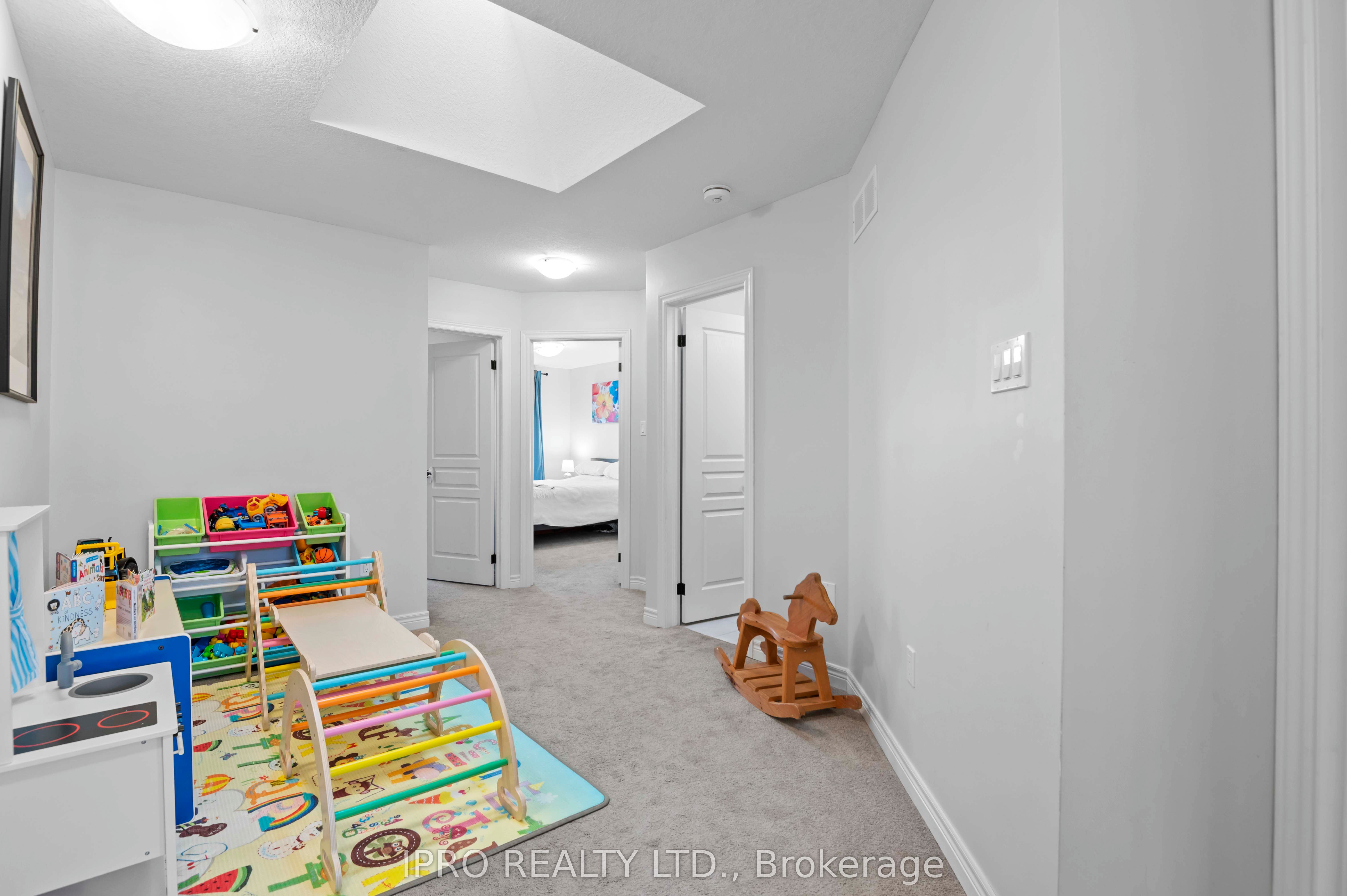 #13 - 19 Lawson Street Property Photo 33