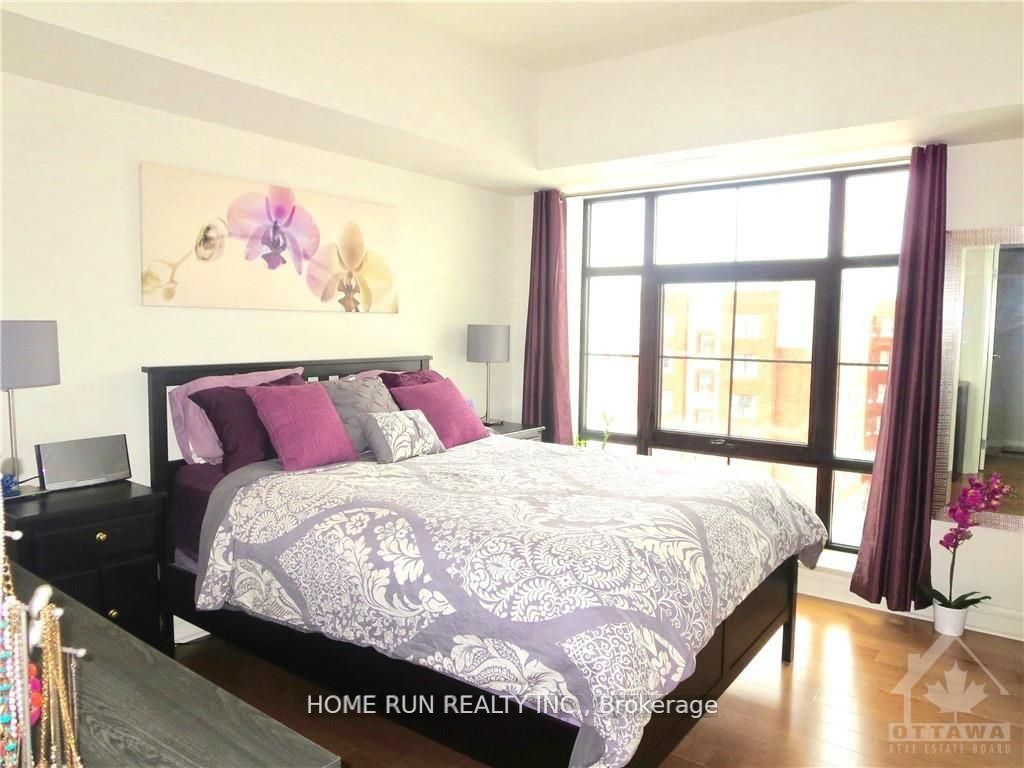 555 Anand Private 606 Property Photo 7