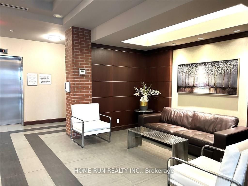 555 Anand Private 606 Property Photo 13