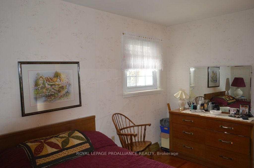 9 Parkview Heights Property Photo 11