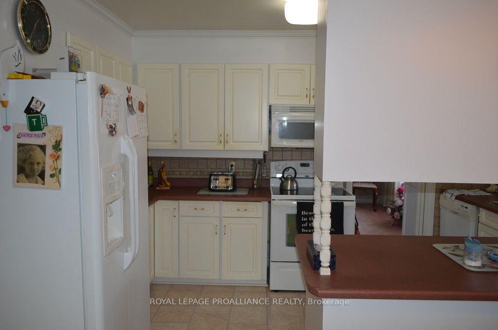 9 Parkview Heights Property Photo 15