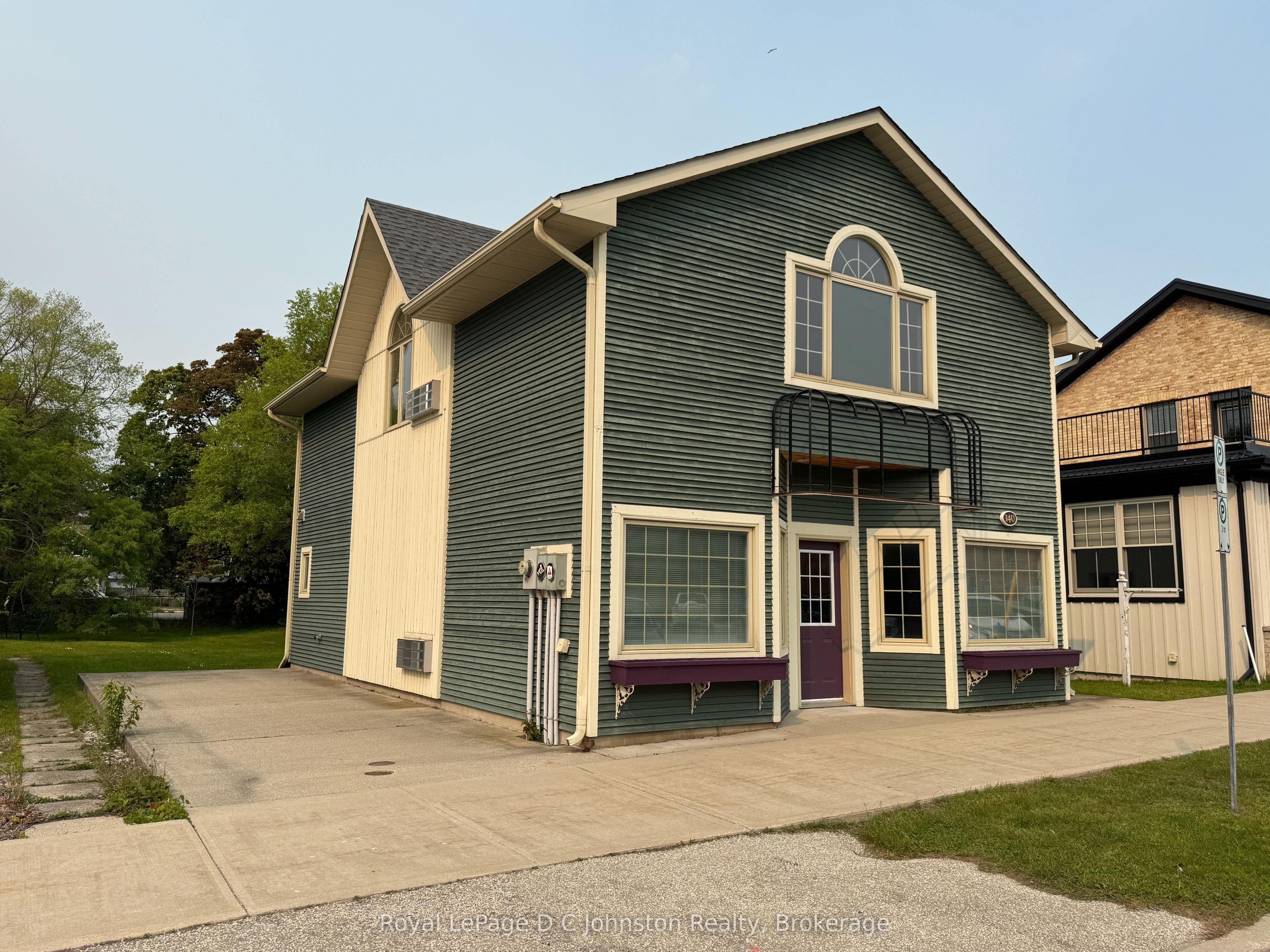 140 High St Property Photo 1
