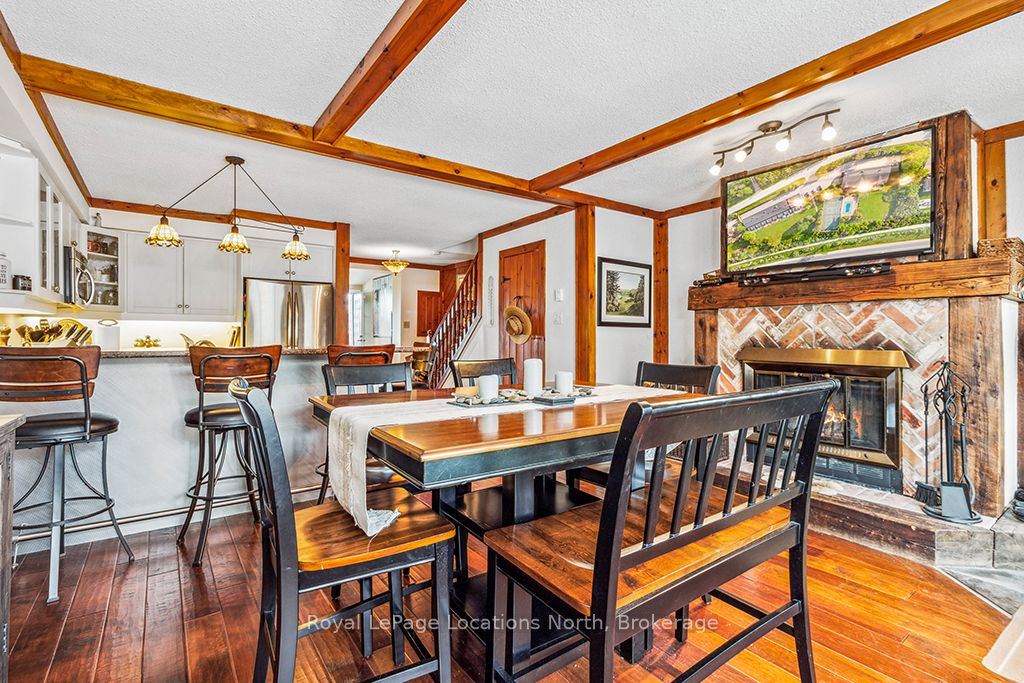 139 Lakeshore Road E 7 Property Photo 7