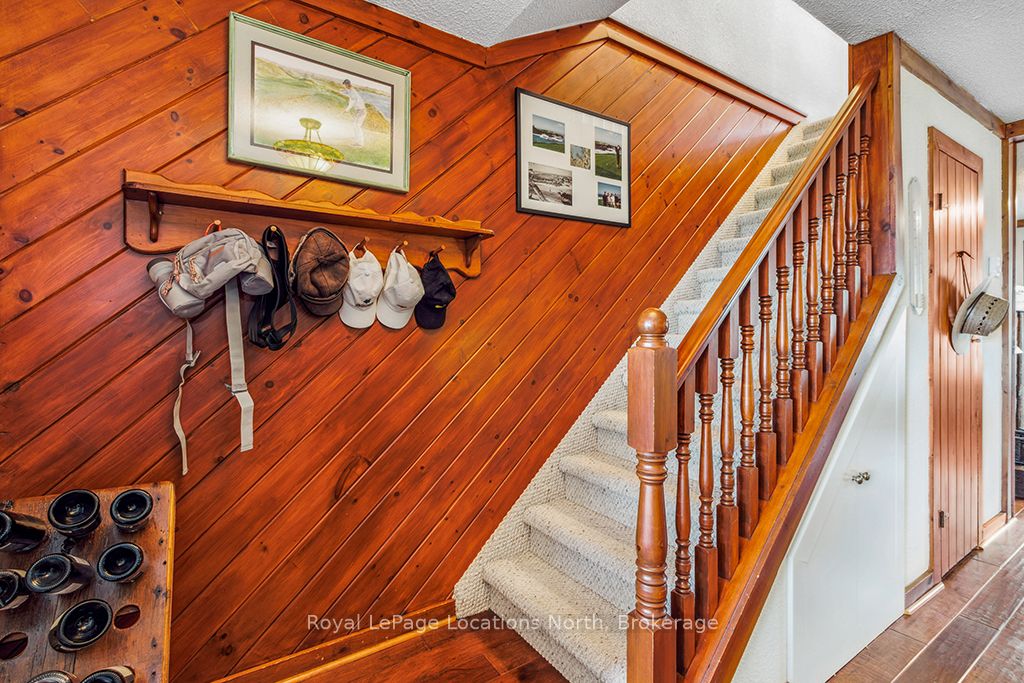 139 Lakeshore Road E 7 Property Photo 17